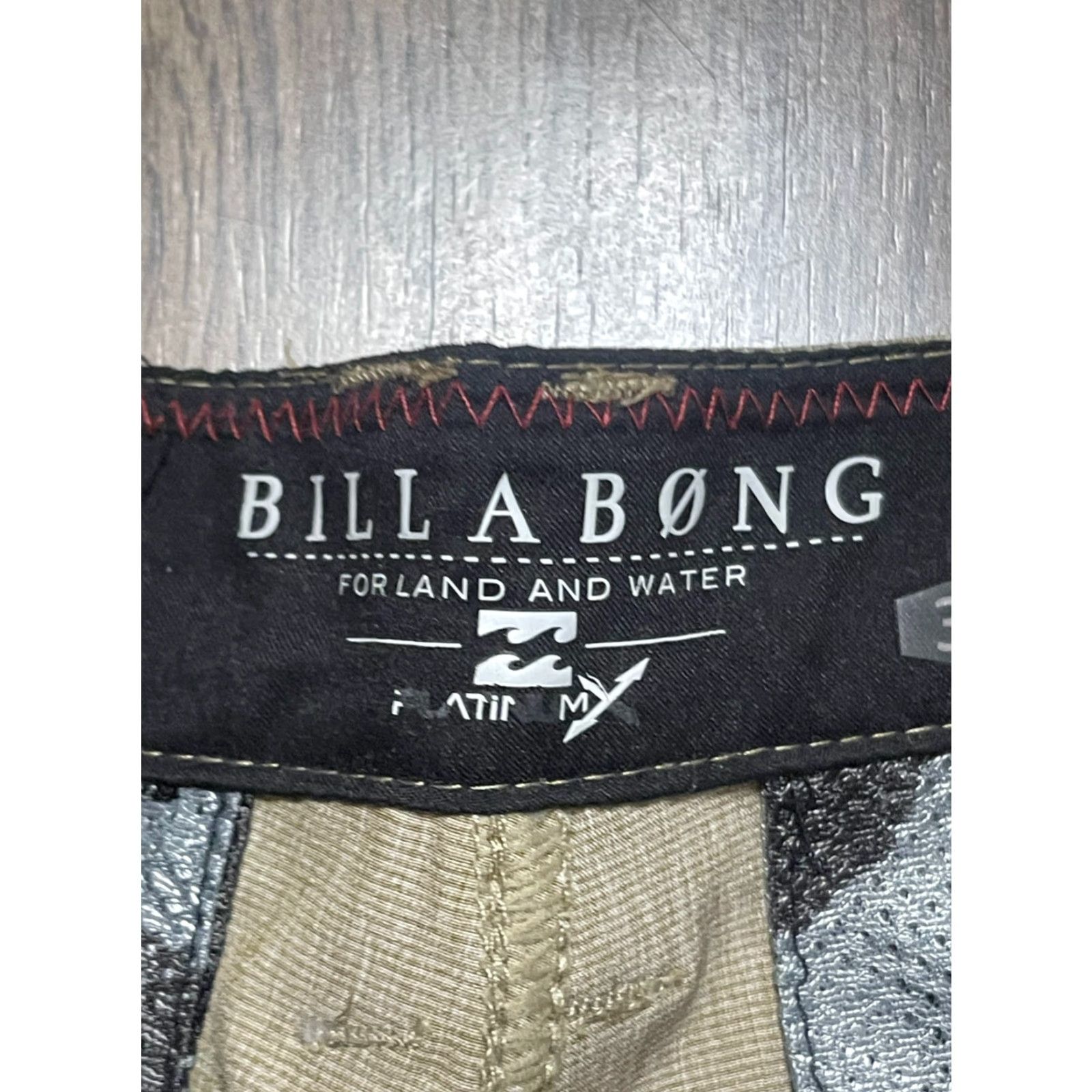 Billabong Billabong Shorts Men's Size 30 Tan Flat Front Chino Shorts Size US 30 / EU 46 - 5 Thumbnail