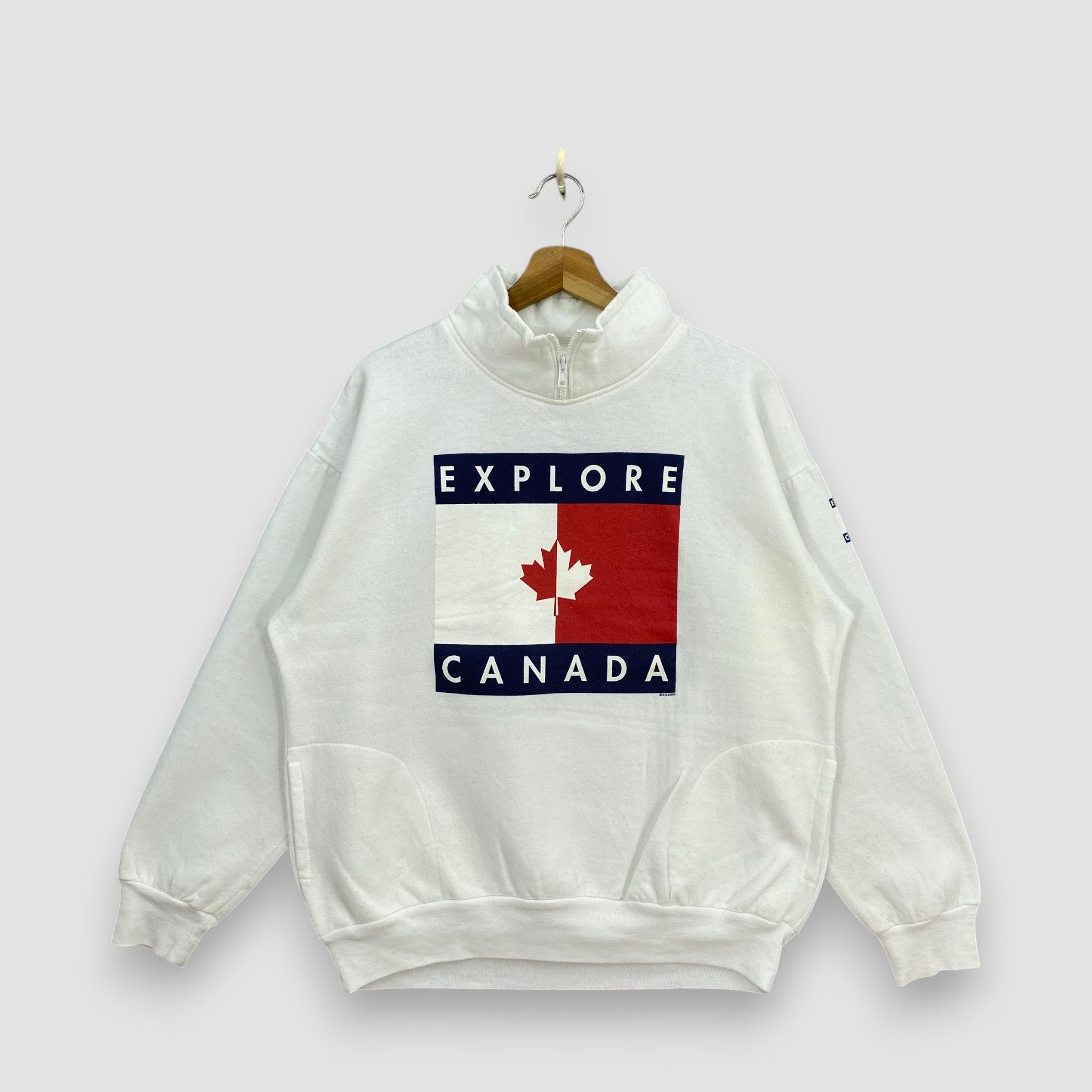 Vintage Vintage 90s Explore Canada Pullover Sweatshirt Mock Neck Size US L / EU 52-54 / 3 - 1 Thumbnail