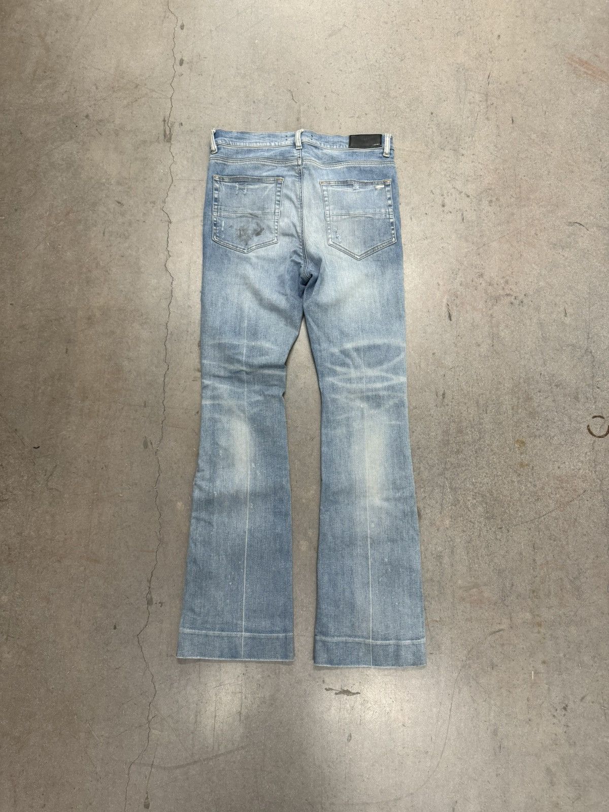 Amiri FLARE BOTTOMS LIGHT BLUE JEANS Size US 32 / EU 48 - 2 Thumbnail
