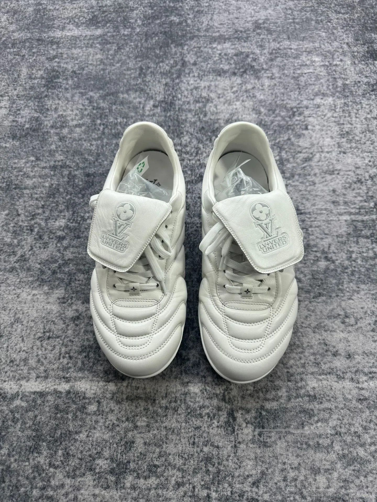 Louis Vuitton Louis Vuitton White Soccer Shoes. Size US 7 / EU 40 - 2 Thumbnail