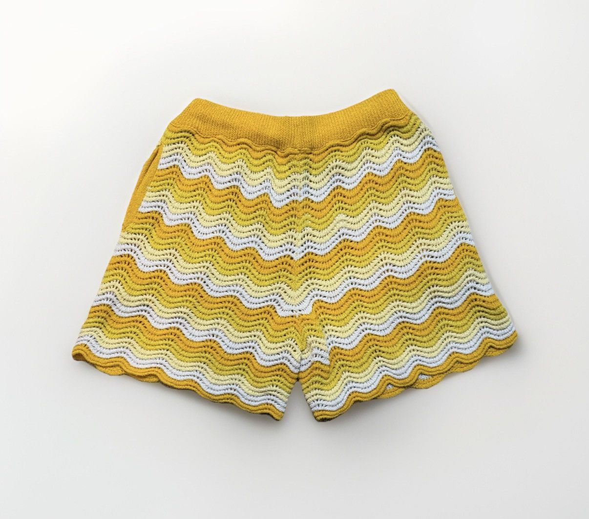 Casablanca Casablanca Wavy Gradient Crochet Shorts Size US 32 / EU 48 - 2 Thumbnail