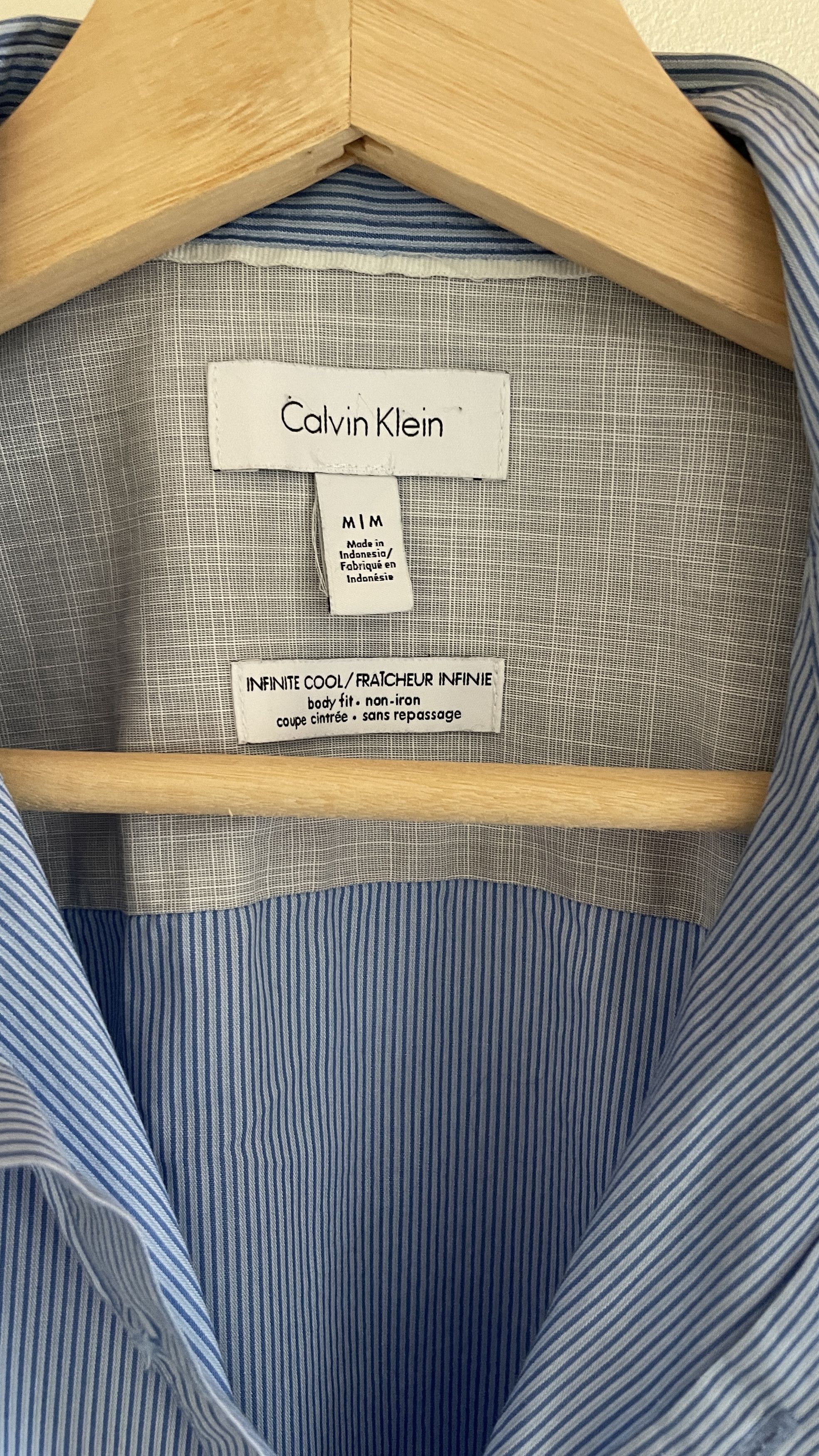 Calvin Klein BLUE BUTTON-UP SHIRT CALVIN KLEIN (M) Size M / US 6-8 / IT 42-44 - 2 Thumbnail