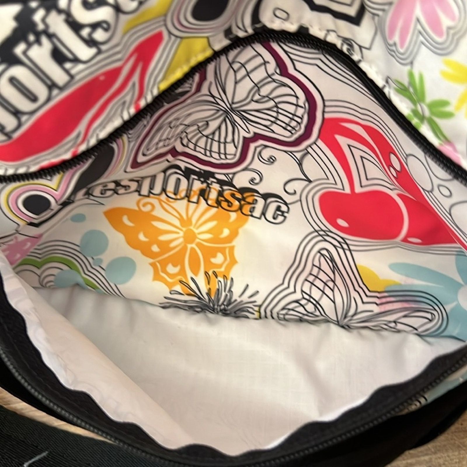 LeSportsac LeSportSac Classic Hobo in Butterfly and Floral Print Size ONE SIZE - 14 Thumbnail