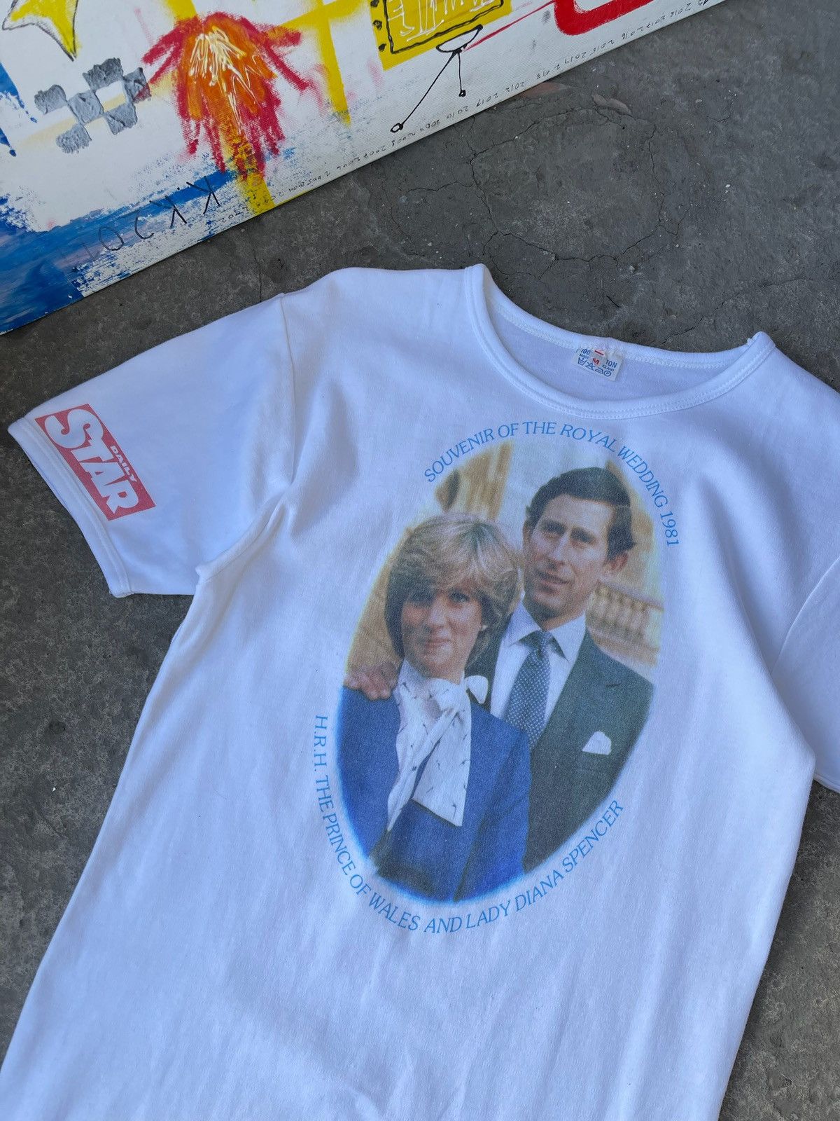 Vintage Vintage 1981 Royal Wedding Princess Diana T Shirt Original Size M / US 6-8 / IT 42-44 - 4 Thumbnail