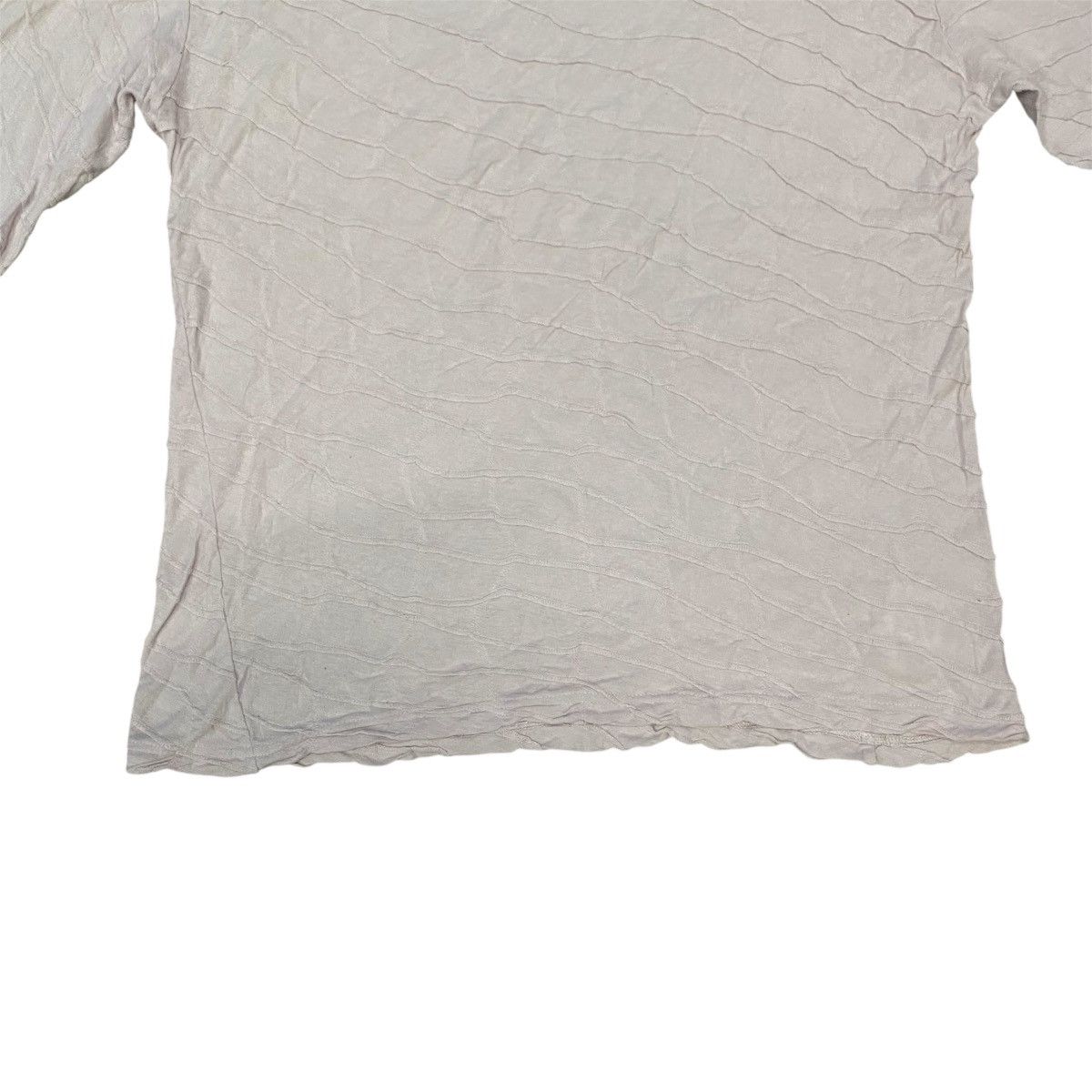 Issey Miyake Plantation Issey Miyake Top Blouse Textured Knit Size XS / US 0-2 / IT 36-38 - 6 Thumbnail