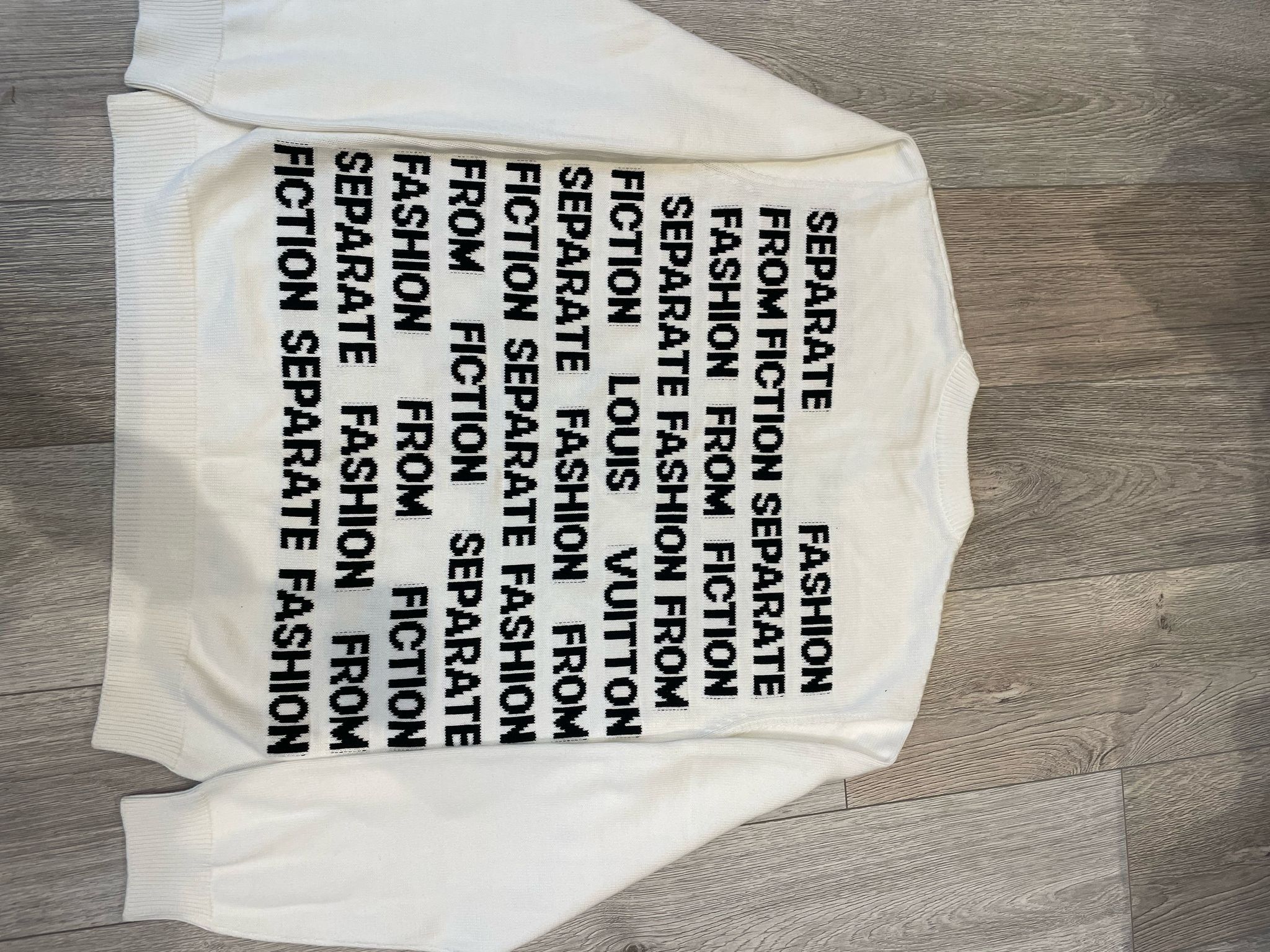Louis Vuitton Louis Vuitton Letters Sweater Size US XXL / EU 58 / 5 - 4 Thumbnail