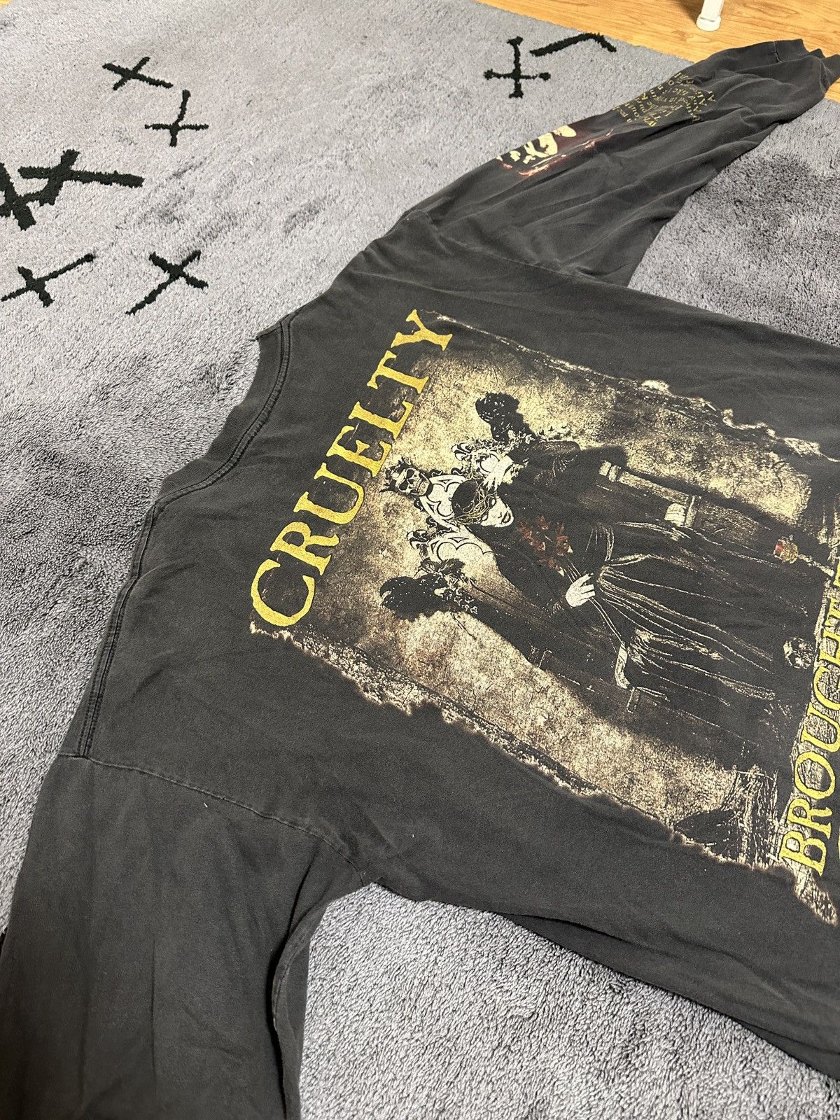 Vintage Cruelty and the Beast Long sleeve Size US XL / EU 56 / 4 - 5 Thumbnail