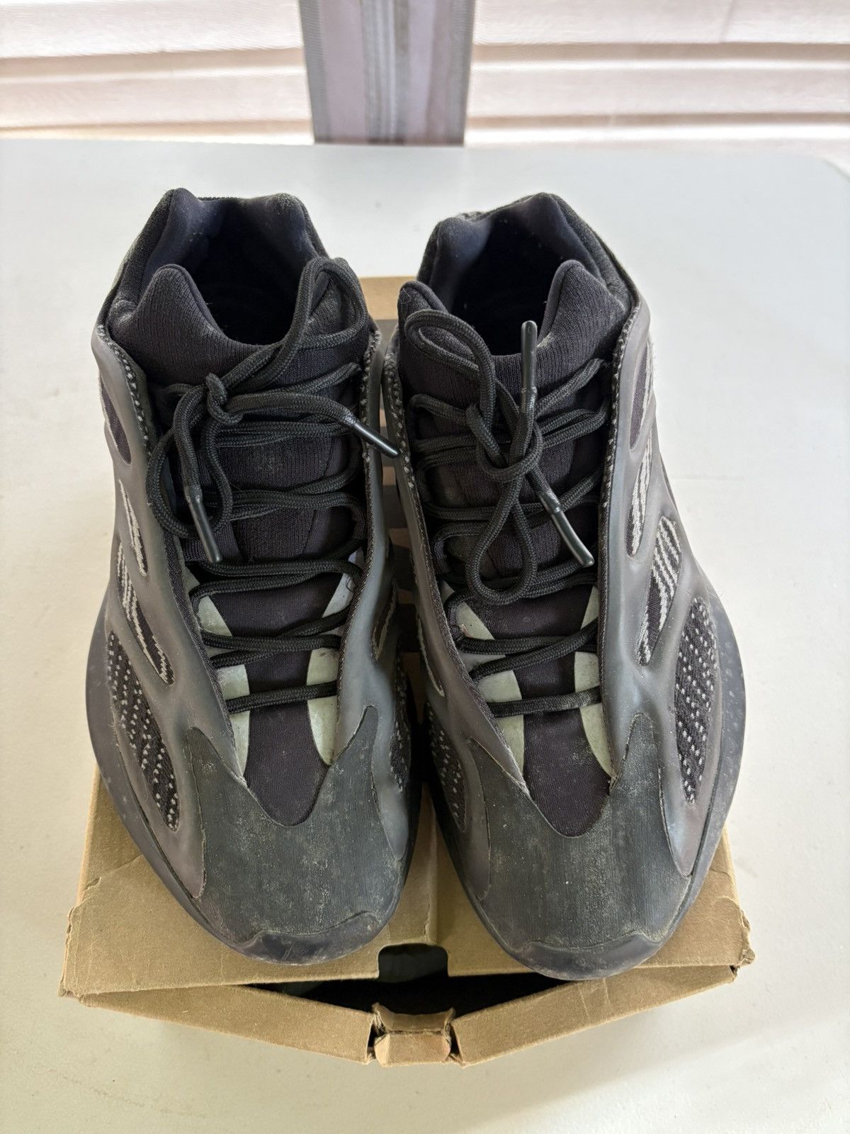 Adidas Adidas Yeezy 700 V3 Alvah Black Shoes H67799 Men