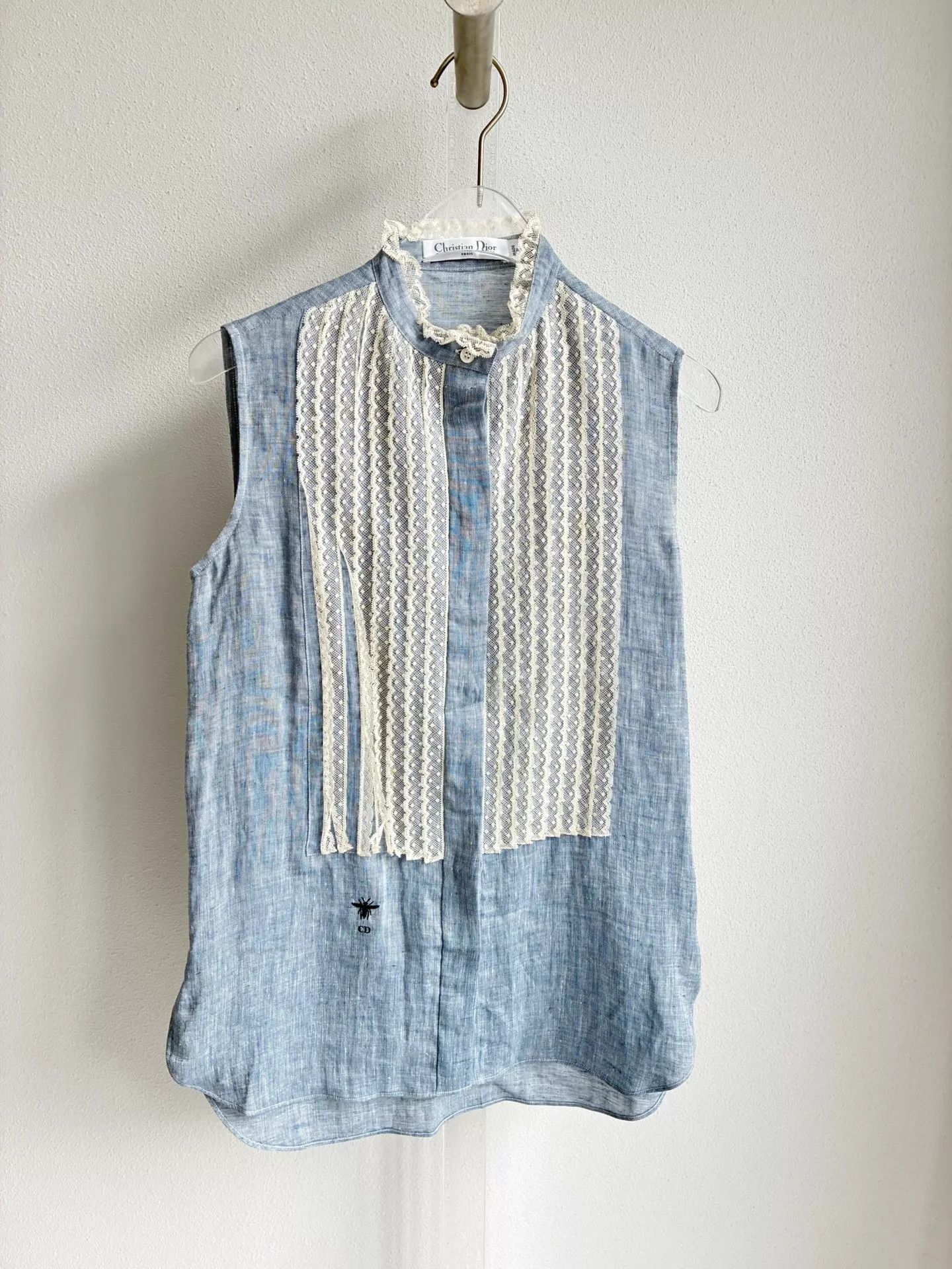 Dior Dior Bee Embroidery Linen Lace Shirt Women's 34 Size XS / US 0-2 / IT 36-38 - 1 Thumbnail
