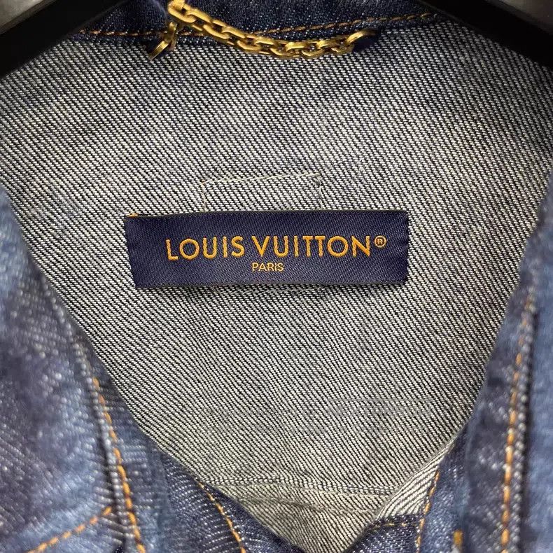 Louis Vuitton Louis Vuitton FW25 Pre-Fall Men's Short Sleeve Denim Butto Size US XL / EU 56 / 4 - 6 Thumbnail