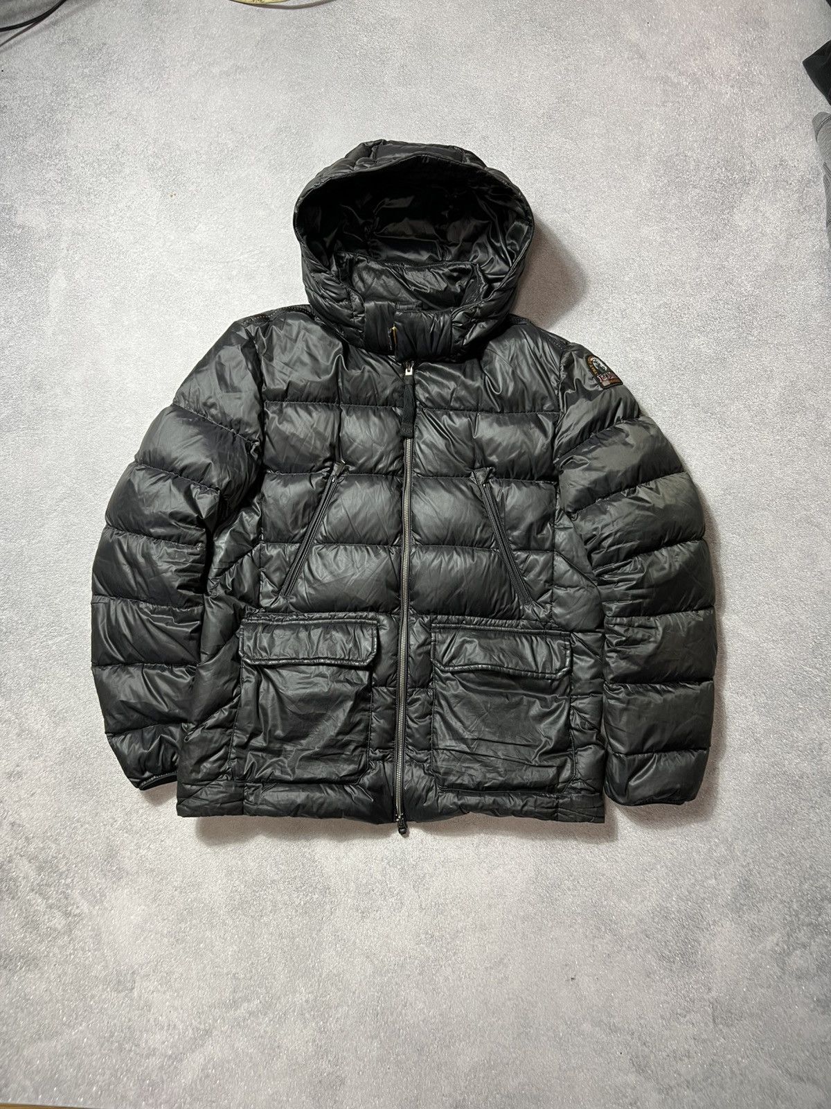 Parajumpers 🖤 PARAJUMPERS GREG DOWN JACKET — BLACK — SIZE L Size US L / EU 52-54 / 3 - 1 Thumbnail
