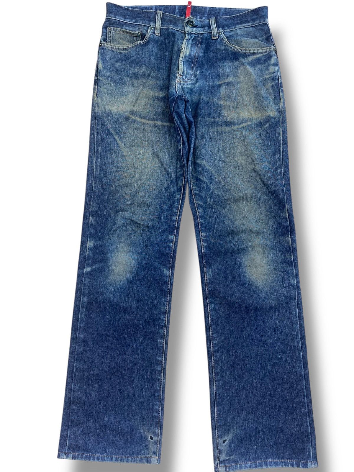 Uniqlo Uniqlo Faded Mud Wash Style Regular Fit Jeans Size US 30 / EU 46 - 1 Thumbnail
