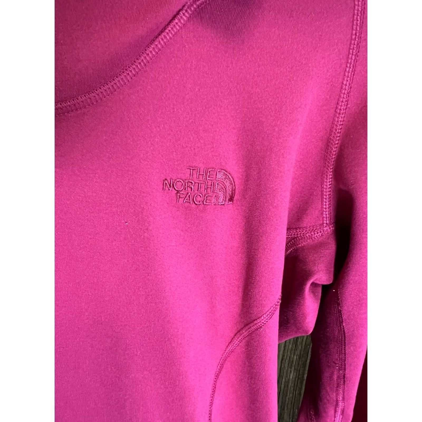 The North Face The North Face Women's Hoodie Pullover Pink Regular M VaporWick Long Sleeve Hooded Logo Activewear Jacket Hoodie Men/Women? Size M / US 6-8 / IT 42-44 - 4 Thumbnail