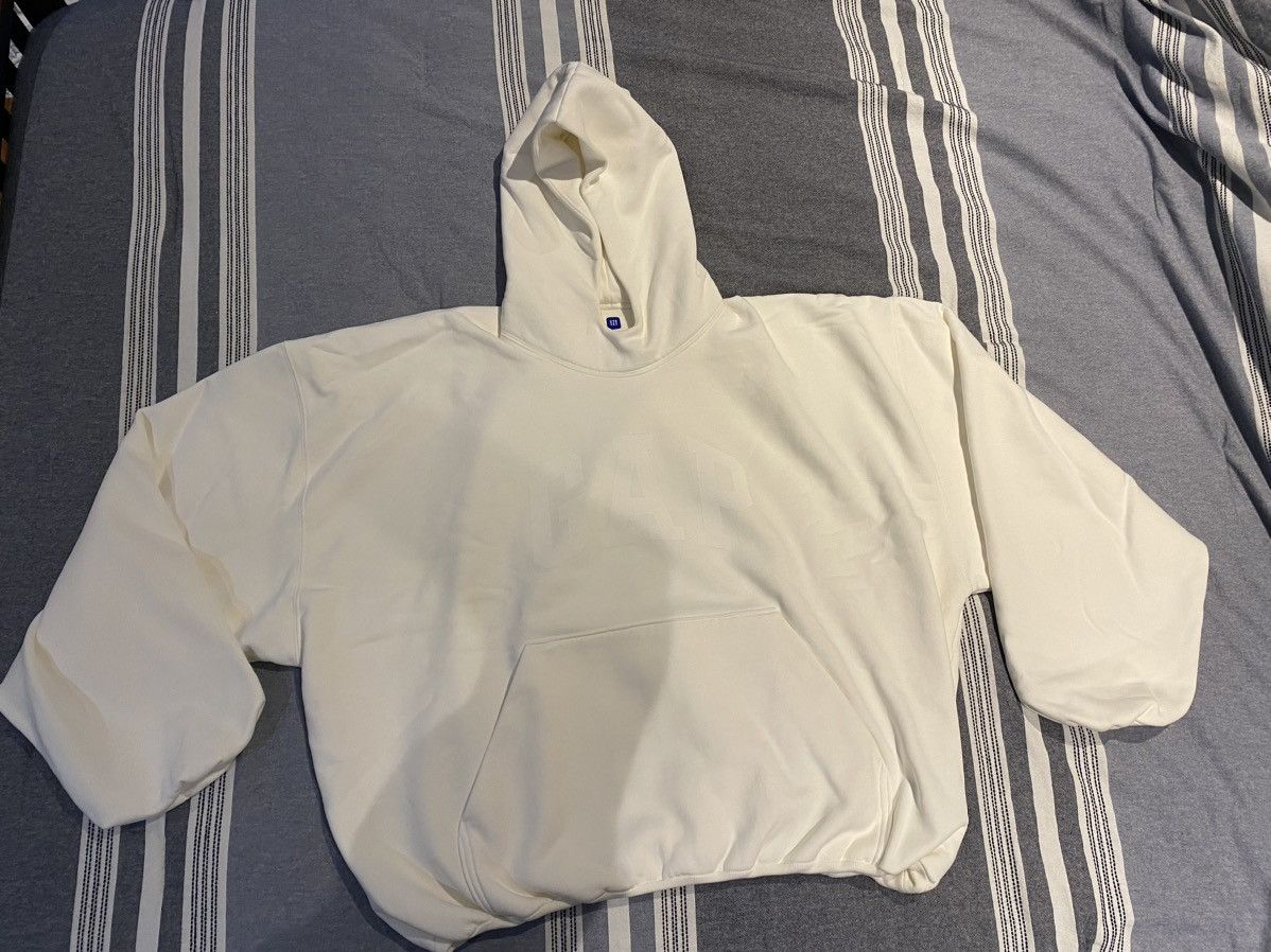 Balenciaga × Gap × Yeezy White Dove Hoodie: Yeezy Gap Engineered by Balenciaga Size US S / EU 44-46 / 1 - 2 Thumbnail