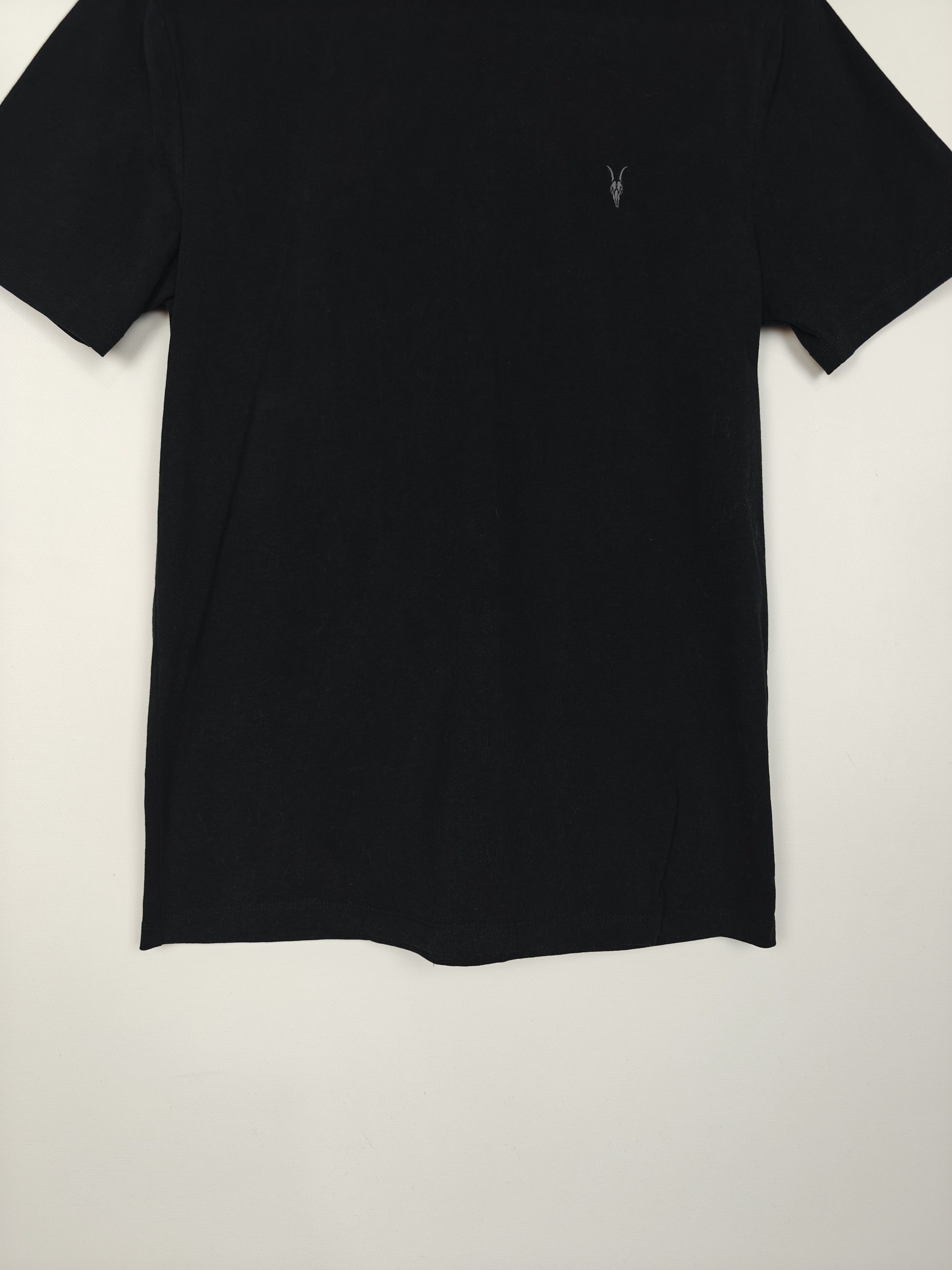 Allsaints Allsaints Basic T-Shirt Small Logo Tee Black size M Size US M / EU 48-50 / 2 - 3 Thumbnail
