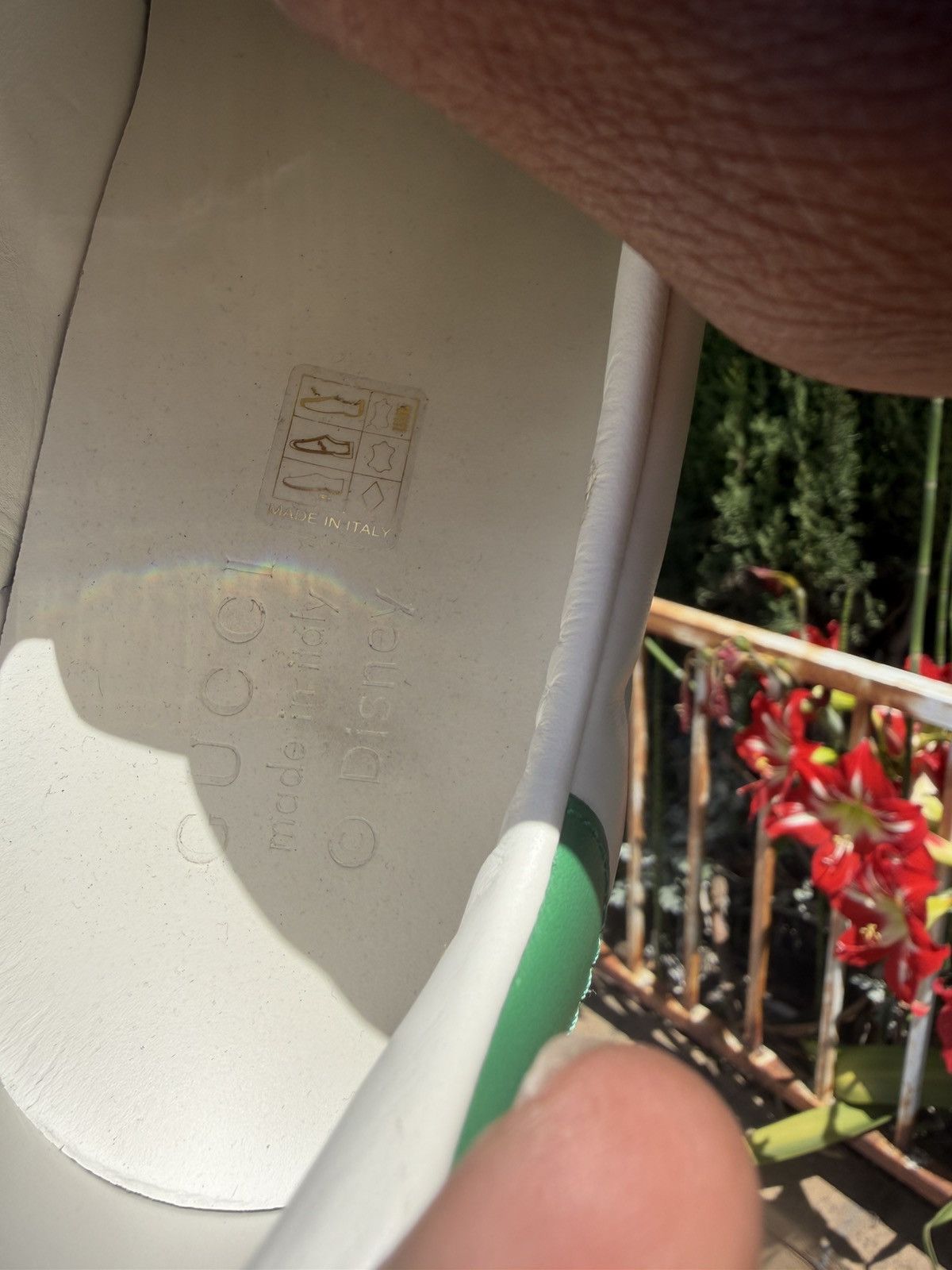 Disney × Gucci Gucci Ace x Disney Donald Duck Size US 9 / EU 42 - 6 Thumbnail