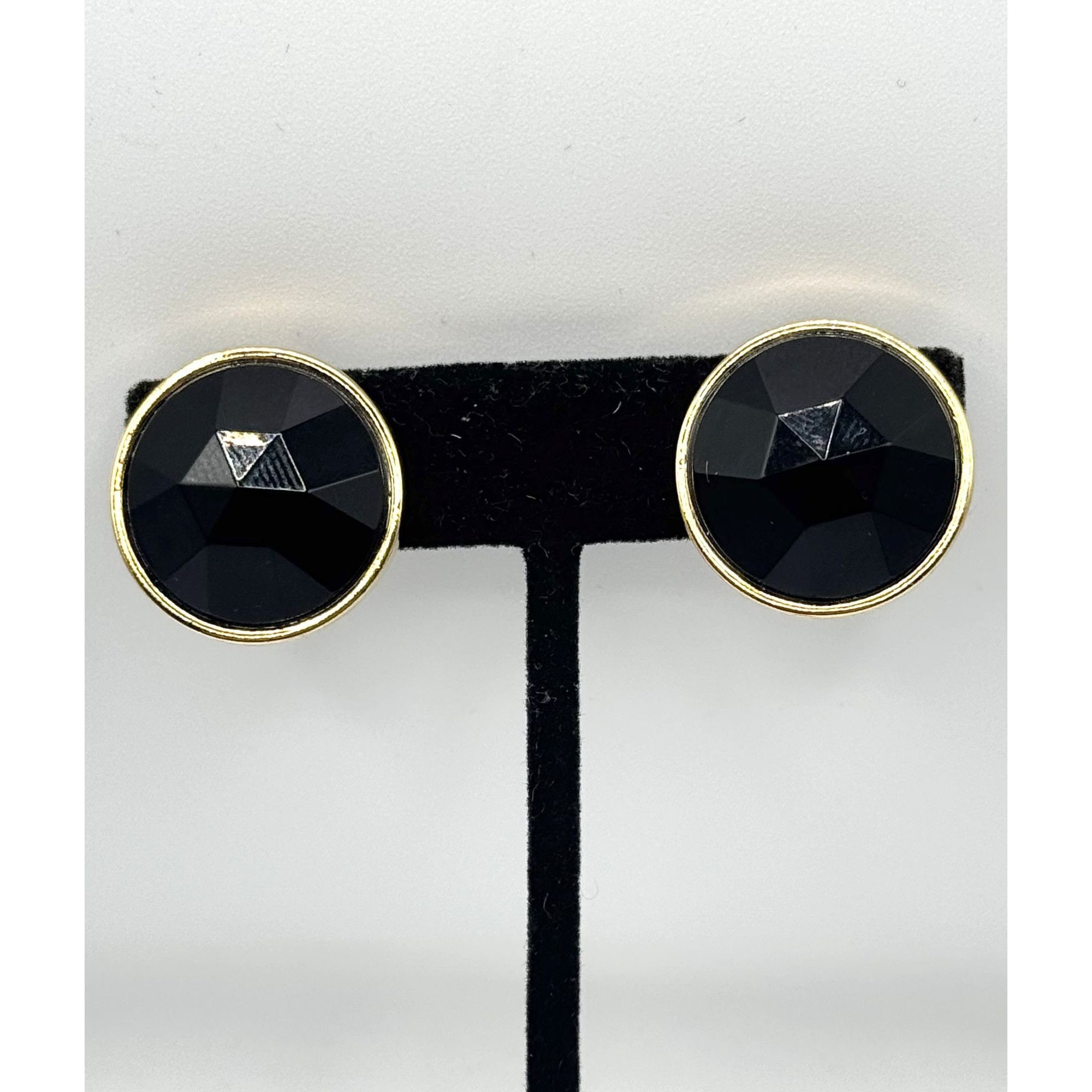 Vintage Vintage black faceted rhinestone clip on earrings Size ONE SIZE - 5 Thumbnail