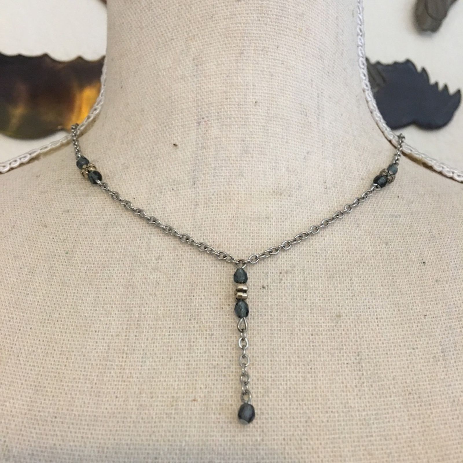 Jewelry Vintage faceted bead floral silver tone necklace Size ONE SIZE - 1 Thumbnail