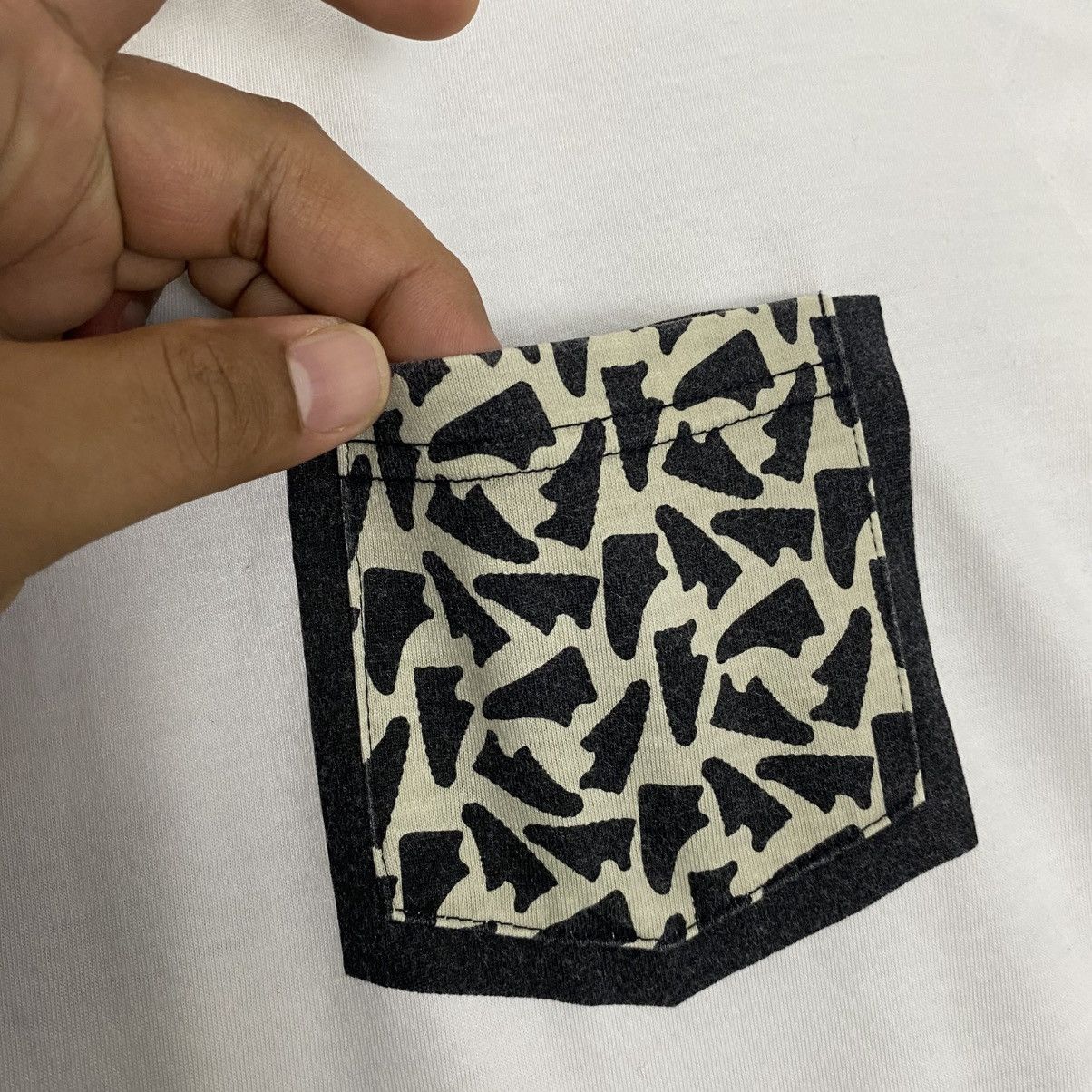 Japanese Brand × Marlboro × atmos Marlboro X Atmos Backhit Graphic tee Size US M / EU 48-50 / 2 - 9 Thumbnail