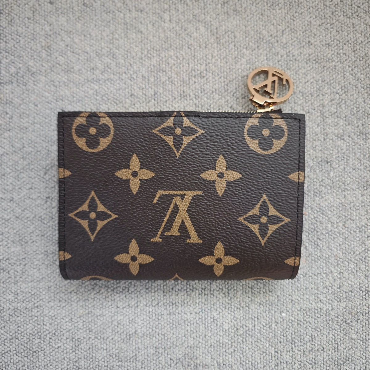 Louis Vuitton × Takashi Murakami Louis Vuitton x Murakami Cerise (Cherries) Wallet Size ONE SIZE - 2 Thumbnail
