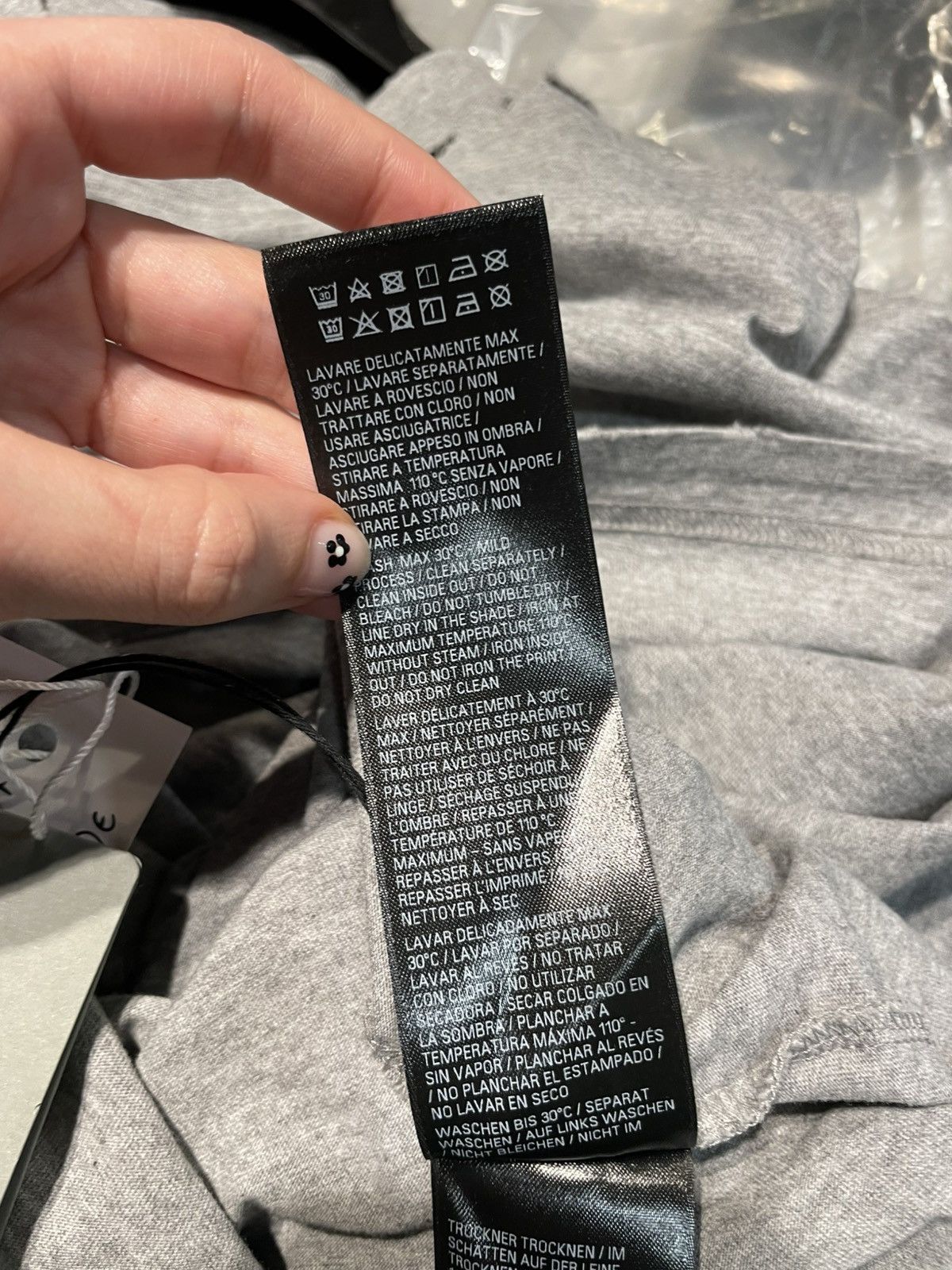Balenciaga International T-shirt Oversized in Heather Size US L / EU 52-54 / 3 - 7 Thumbnail