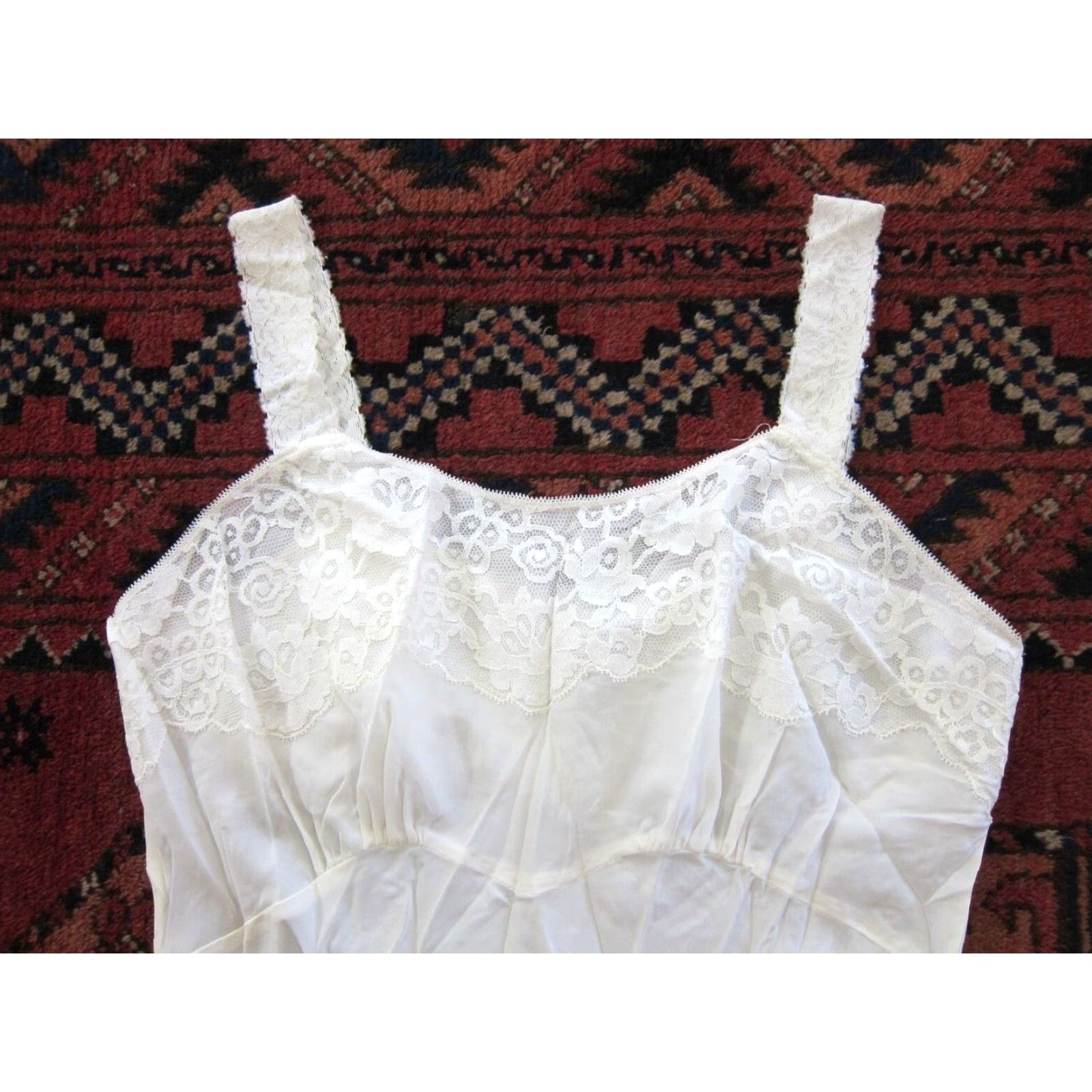 Vintage VINTAGE Lady Lynne Ivory Lace Spaghetti Strap Long Slip Nightgown Dress Medium Size M / US 6-8 / IT 42-44 - 3 Thumbnail