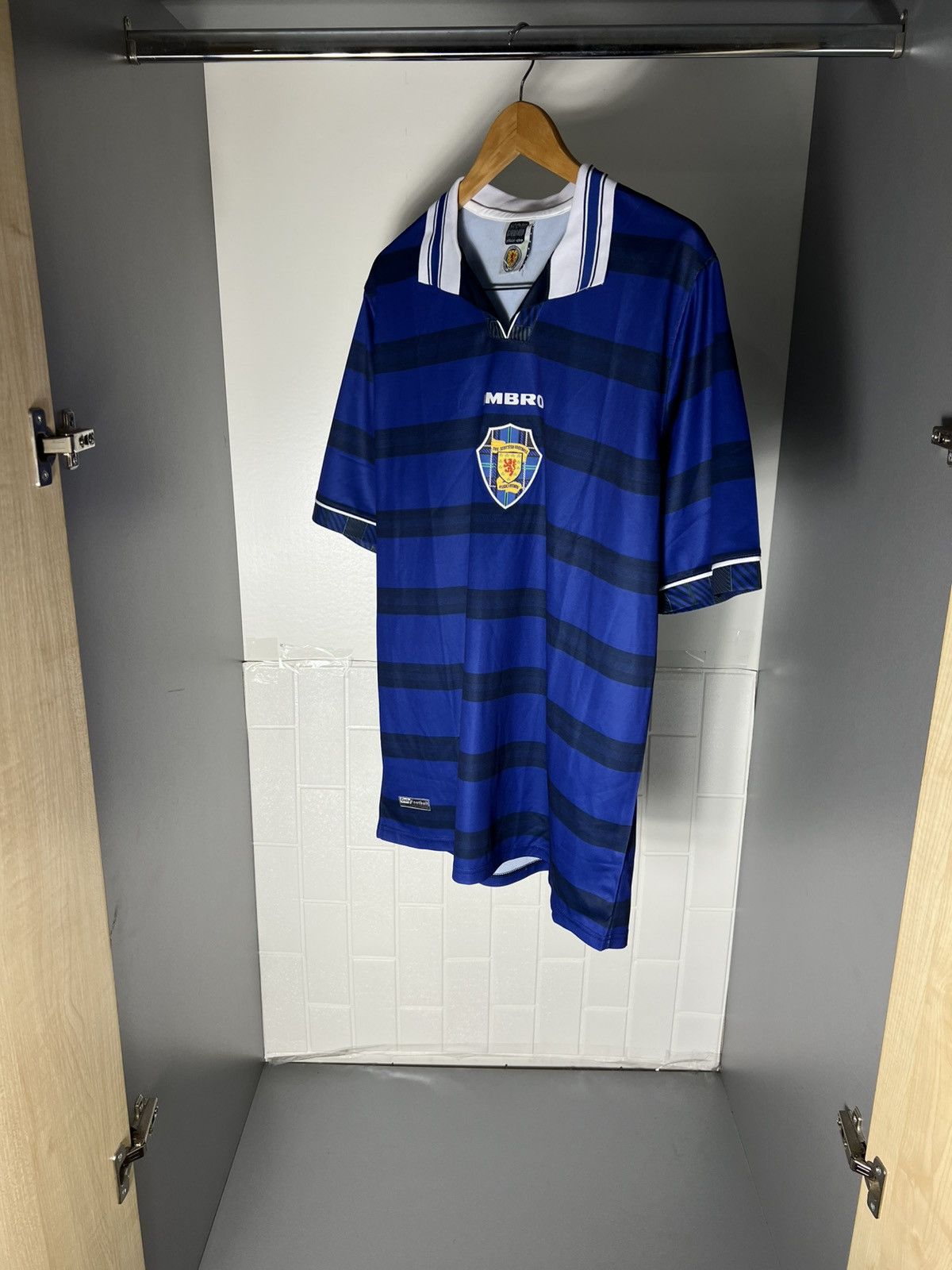 Umbro VINTAGE UMBRO SCOTLAND RETRO SOCCER JERSEY BLOKE Y2K 90s Size US XXL / EU 58 / 5 - 9 Thumbnail