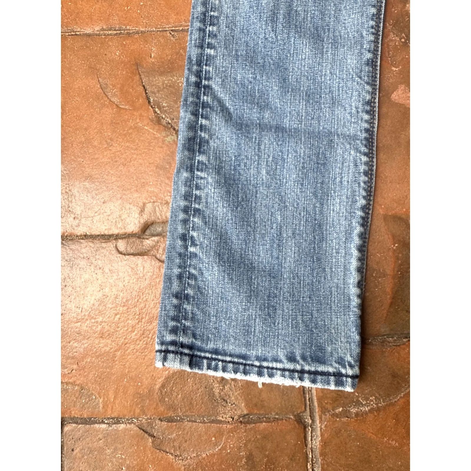 Cult Of Individuality Cult of Individuality Women's Slim Straight Jeans 29 Distressed Denim Blue / Cotton Blend 5-Pocket Pockets Zipper Button Logo Stretch Vintage No Size 29" - 4 Thumbnail