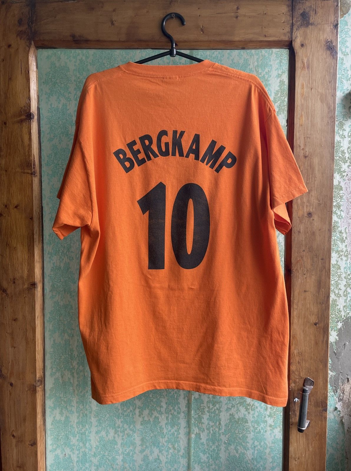 Fruit Of The Loom Arsenal vs Ajax 2006 Bergkamp soccer football t shirt jersey Size US XL / EU 56 / 4 - 8 Thumbnail