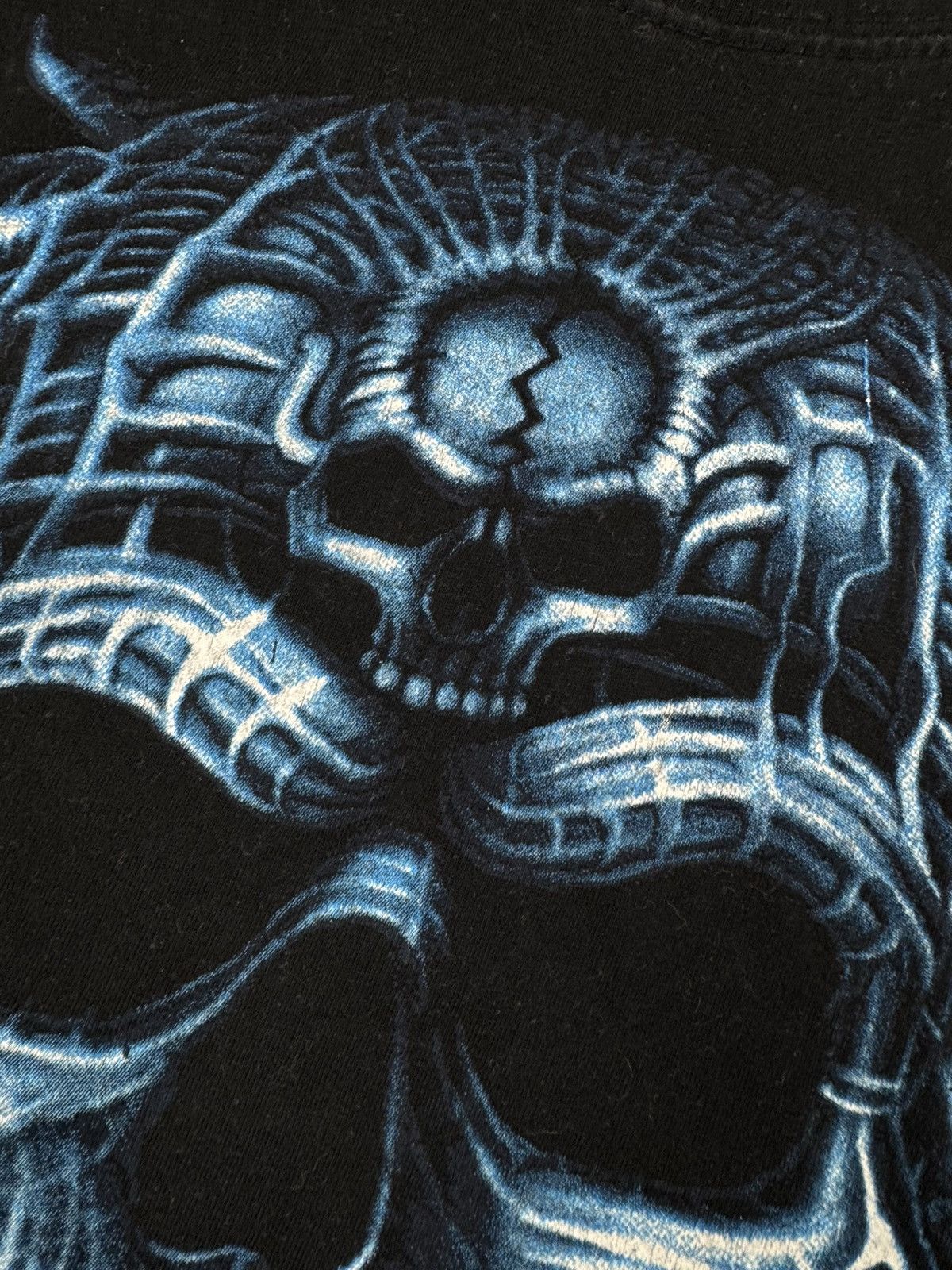 Liquid Blue × Vintage Vintage y2k Skull tribal liquid blue style graphic tee Size US M / EU 48-50 / 2 - 5 Thumbnail