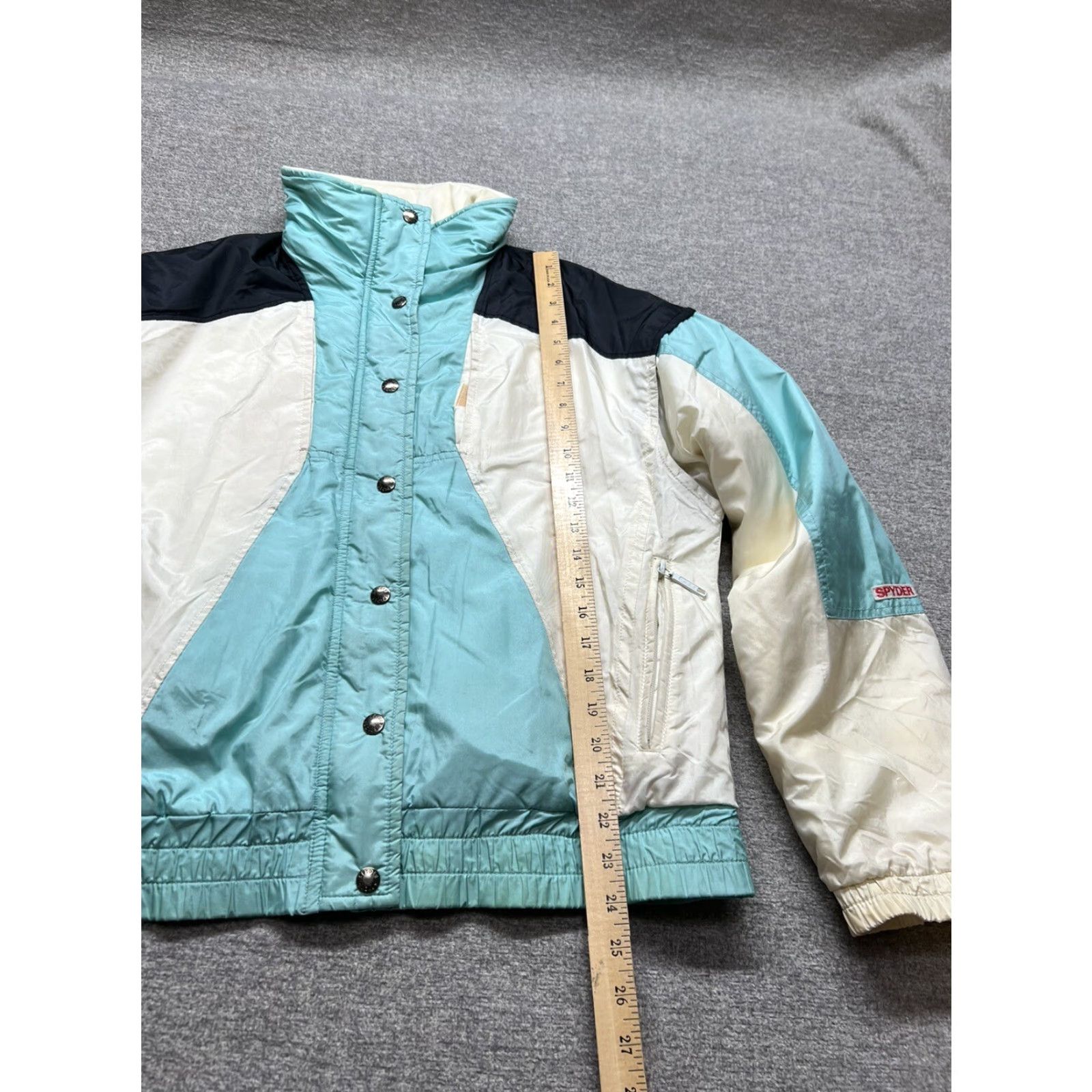 Spyder VINTAGE Spyder Ski Jacket Thinsulate Lite Entrant 90s Style With Hood Ladies 12 Jacket Coat Skiing Blue Nylon Zipped Pockets Mens Womens Boys Girls Size US L / EU 52-54 / 3 - 5 Thumbnail
