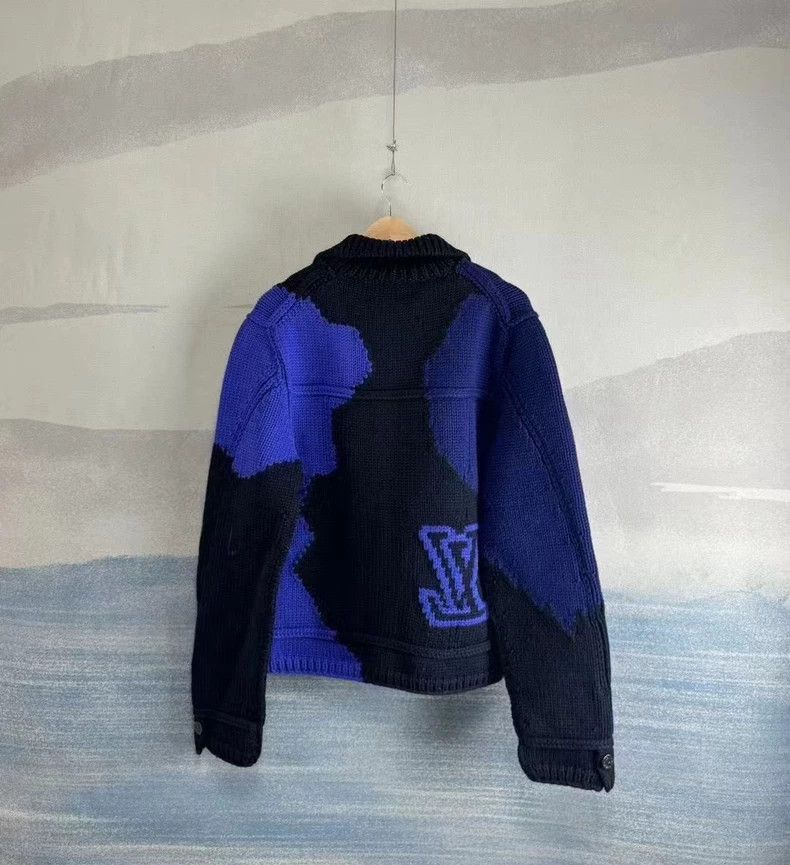 Louis Vuitton Louis Vuitton LV blue and purple applique knit jacket -2505 Size US L / EU 52-54 / 3 - 2 Thumbnail