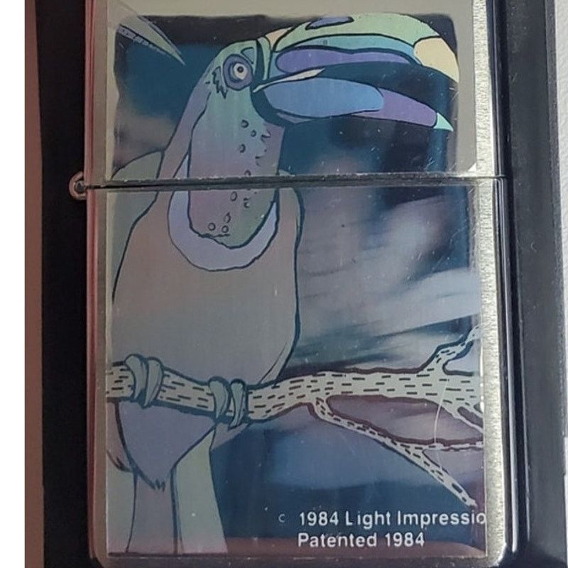Zippo RARE Vintage Zippo – Holographic Toucan –Brushed Chrome 1994 Size ONE SIZE - 5 Thumbnail