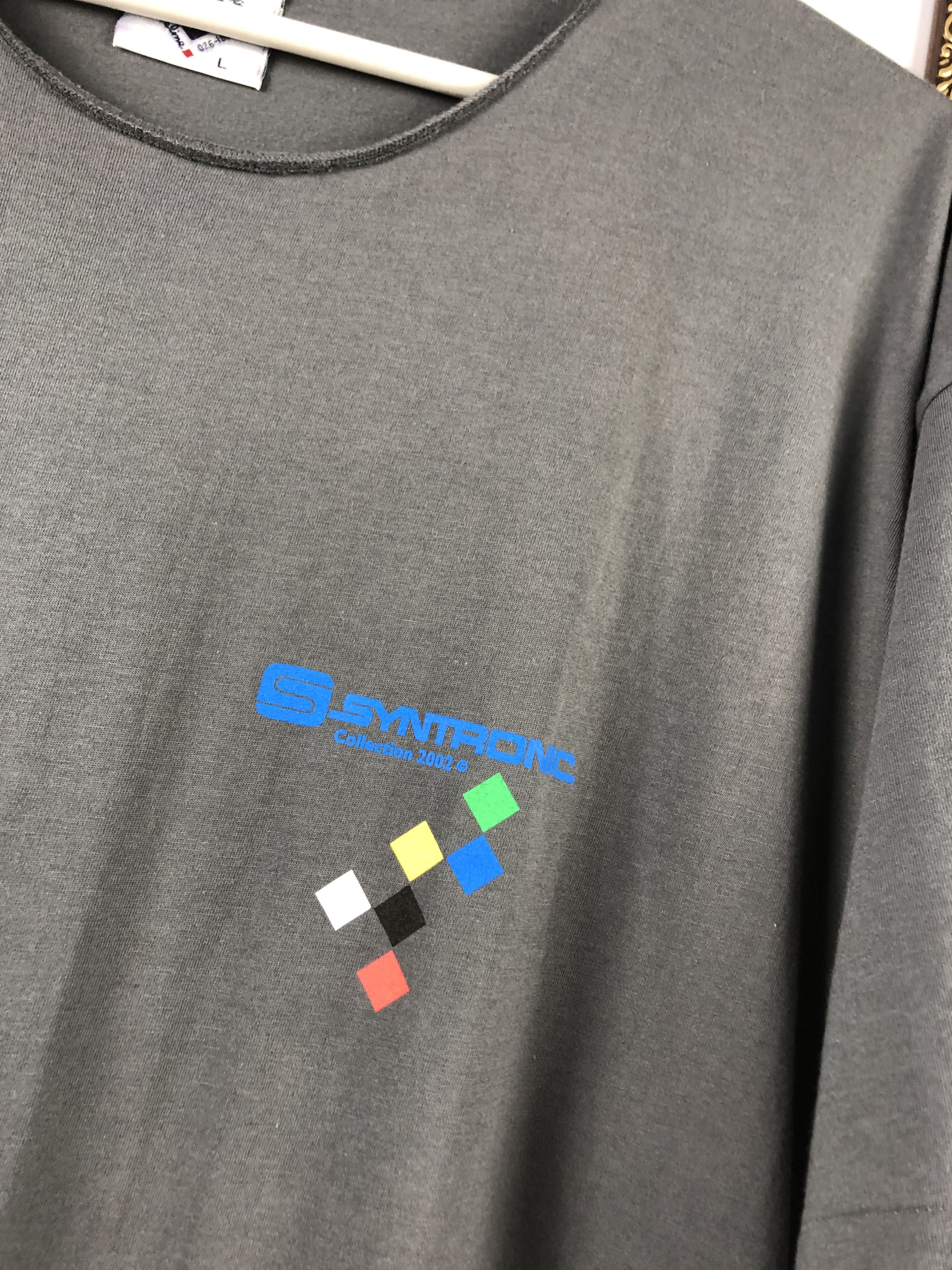 Vintage Vintage Syntronic Tee Design Technology Shirt Windows Apple Size US L / EU 52-54 / 3 - 7 Thumbnail