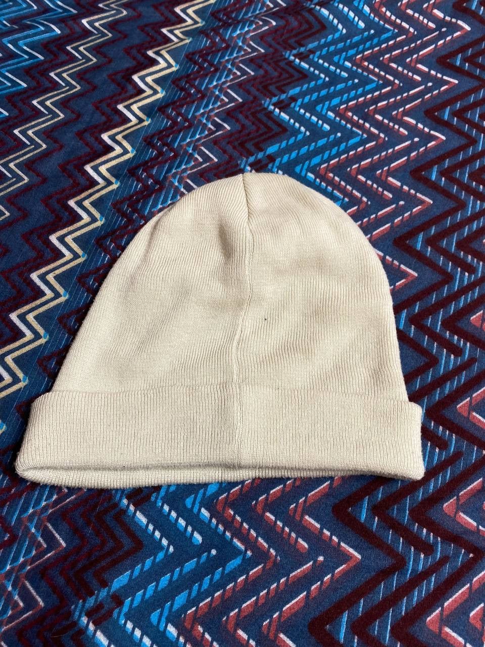 Nike Nike Swoosh Beanie Hat Hype Streetwear Rare Size ONE SIZE - 7 Thumbnail