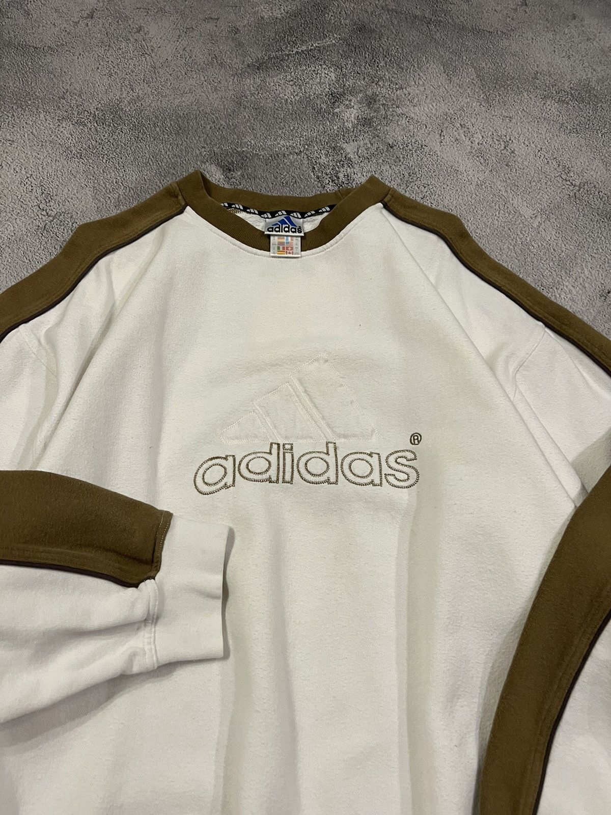 Adidas × Vintage Vintage Y2k Adidas🤍 3D Spellout Big Logo Sweatshirt 90’s Size US XL / EU 56 / 4 - 2 Thumbnail