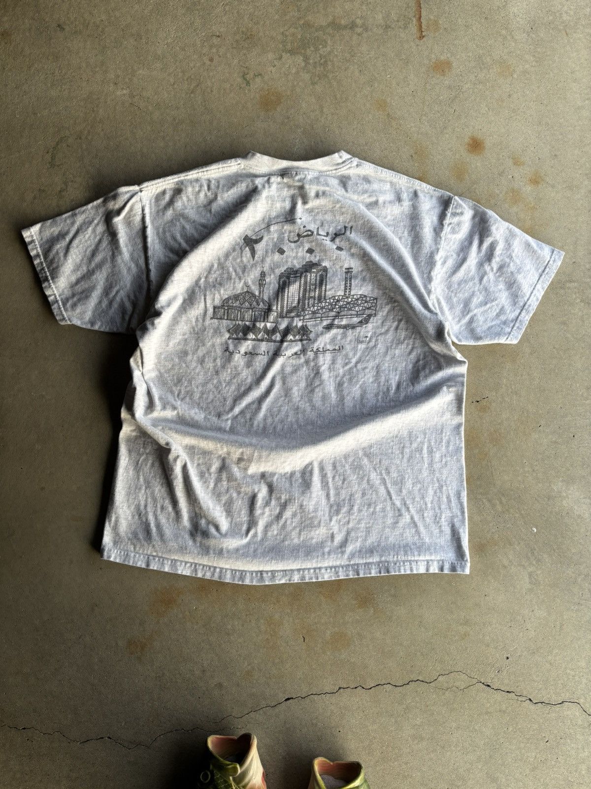 Other Vintage 1999 Riyadh Marathon Boxy Grunge Arabic Tee Size US XL / EU 56 / 4 - 2 Thumbnail