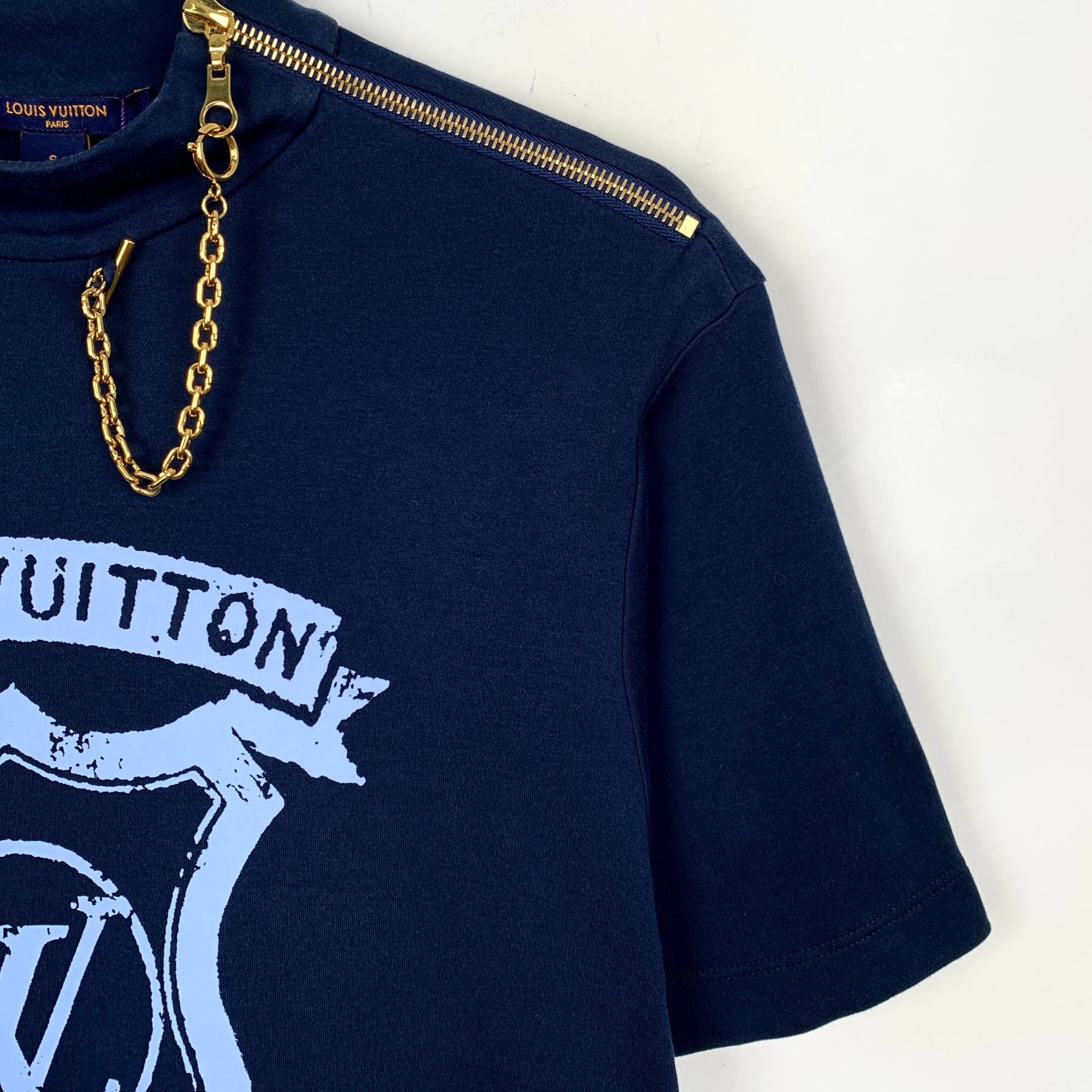 Louis Vuitton Louis Vuitton Womens Navy Blue T-Shirt With Chain Detail & L Size S / US 4 / IT 40 - 3 Thumbnail