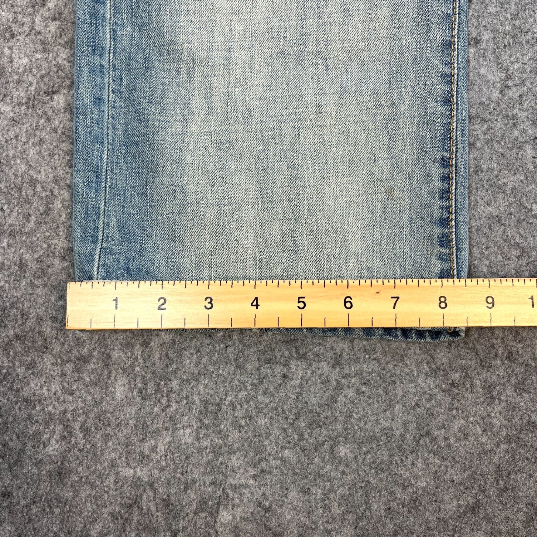 Replay Replay Mens Jeans Relaxed Straight 30 32 Light Blue Fades Denim Cotton 5-Pocket Brand Replay Mens Jeans Relaxed Straight 30 32 Light Wash Blue Fades Size US 30 / EU 46 - 3 Thumbnail