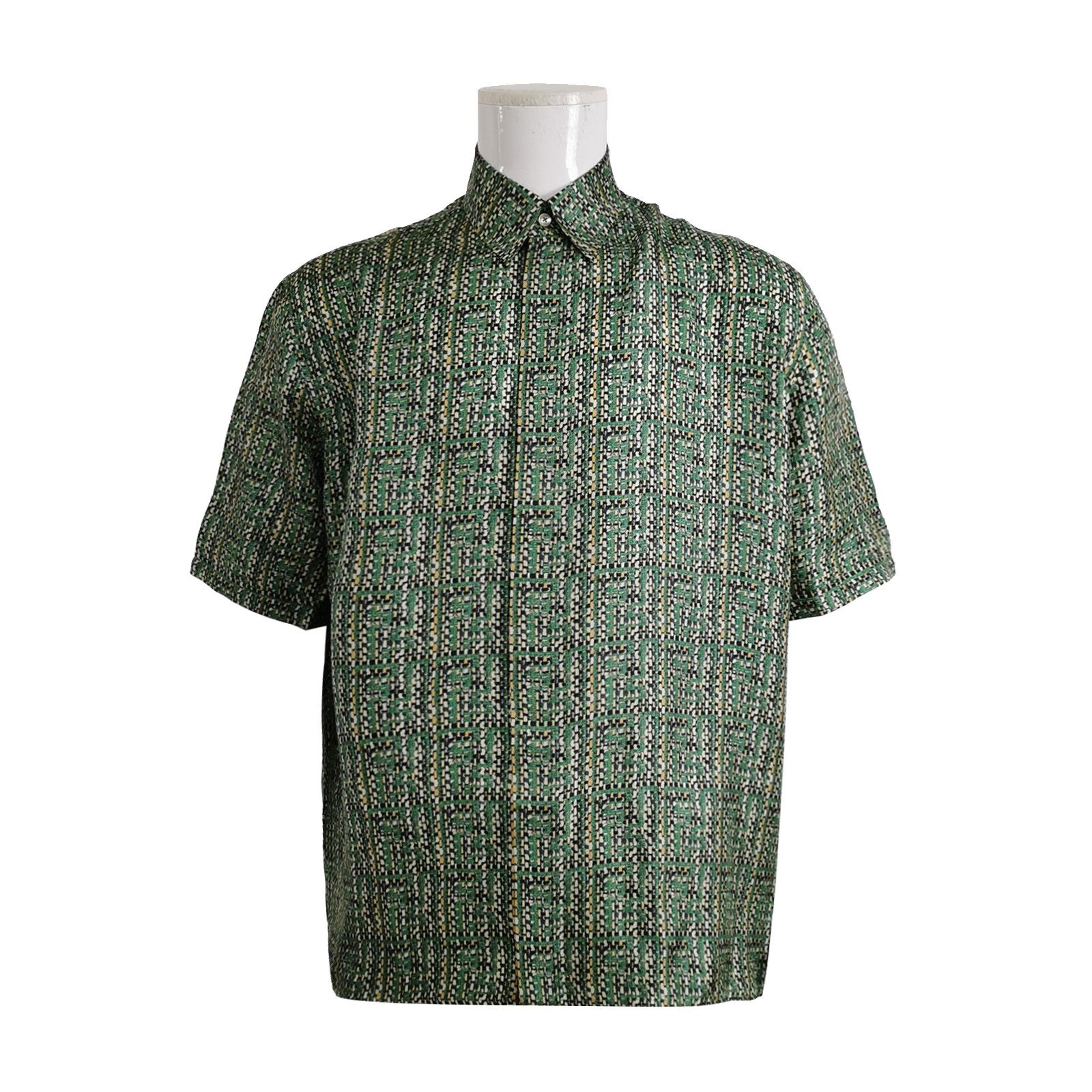 Fendi Fendi Men xl Button Ups Size US XL / EU 56 / 4 - 1 Thumbnail