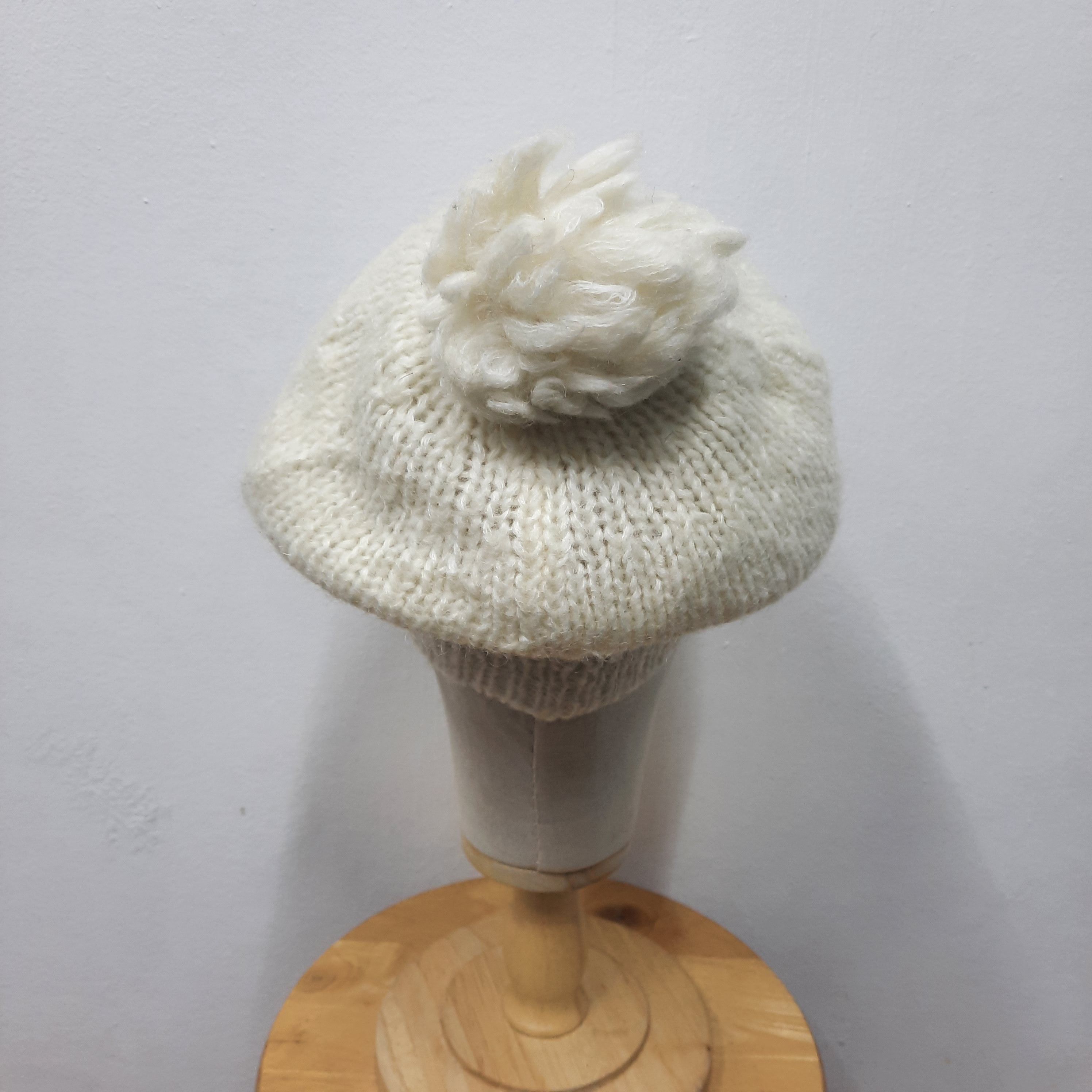 Japanese Brand 🌟 Vintage 2003 hello kitty anime beanie cap Size ONE SIZE - 3 Thumbnail