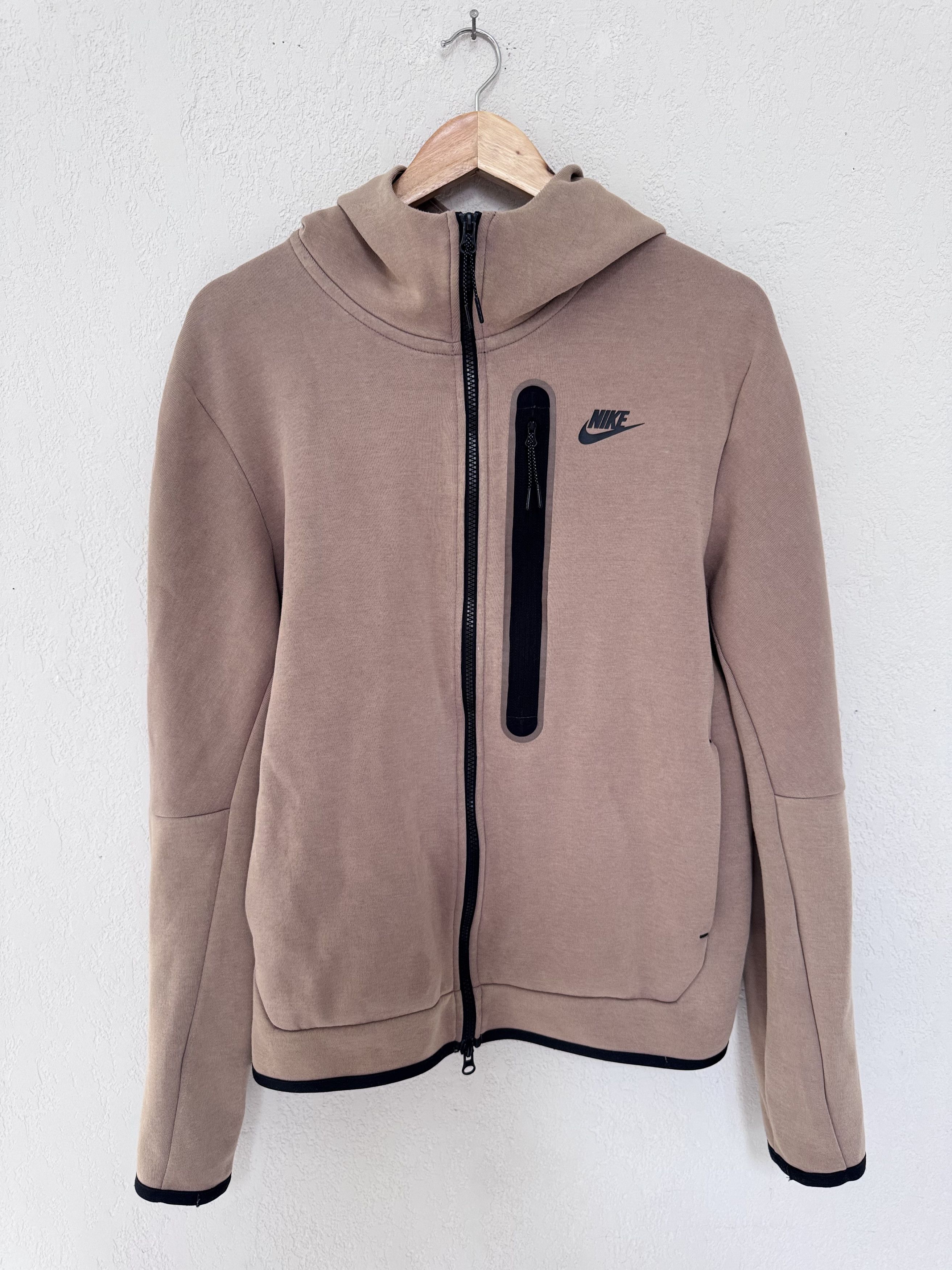 Nike Nike Tech Fleece Size US M / EU 48-50 / 2 - 1 Thumbnail