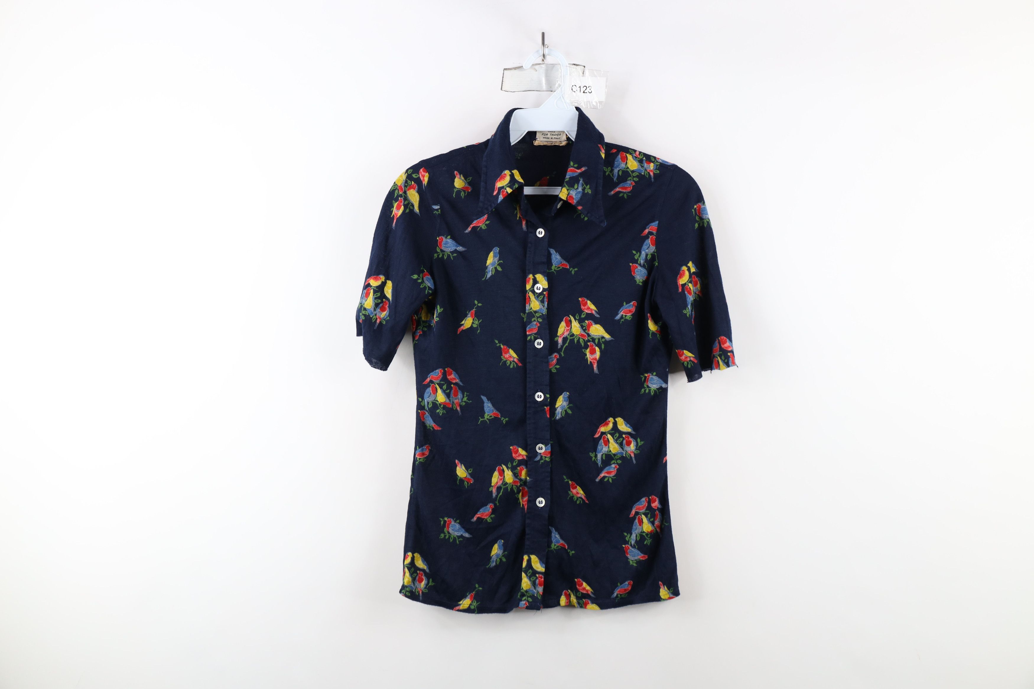 Vintage Vintage 60s 70s Streetwear Flower Knit Collared Button Shirt Size S / US 4 / IT 40 - 1 Thumbnail
