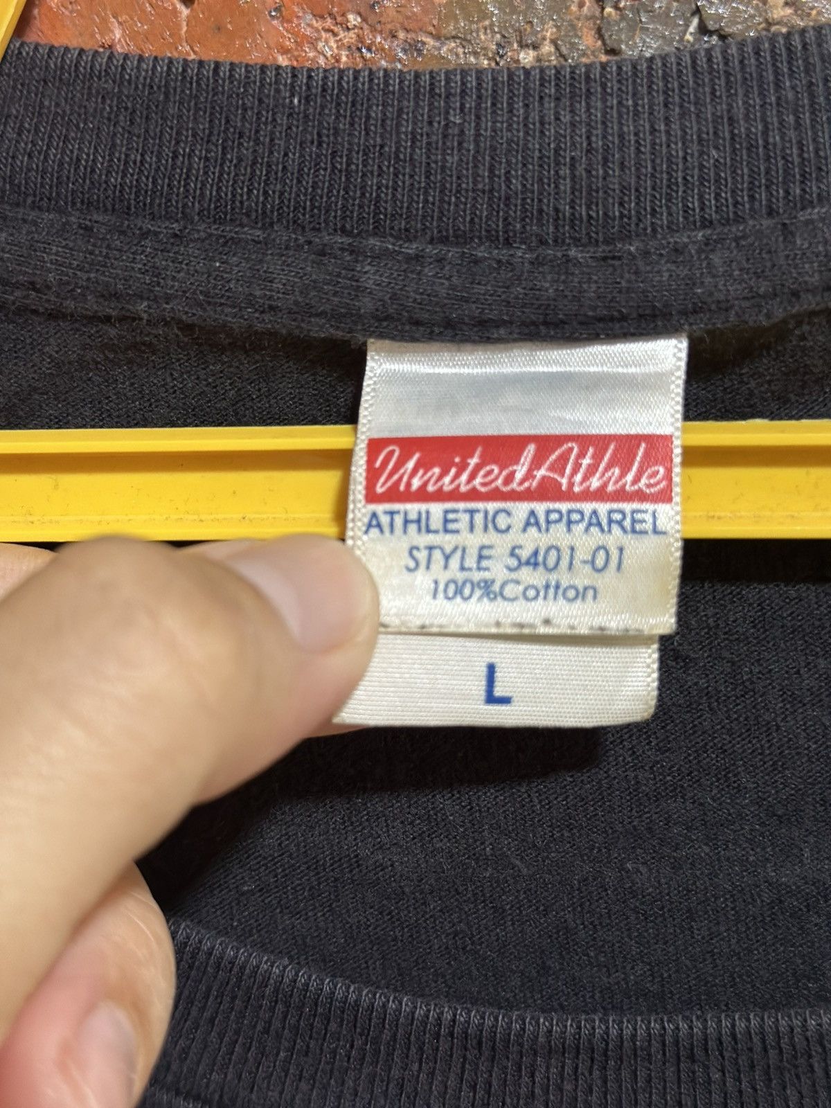 Anime × Japanese Brand × Vintage Vintage Smile Shooter Character Faded Tee Size US L / EU 52-54 / 3 - 4 Thumbnail