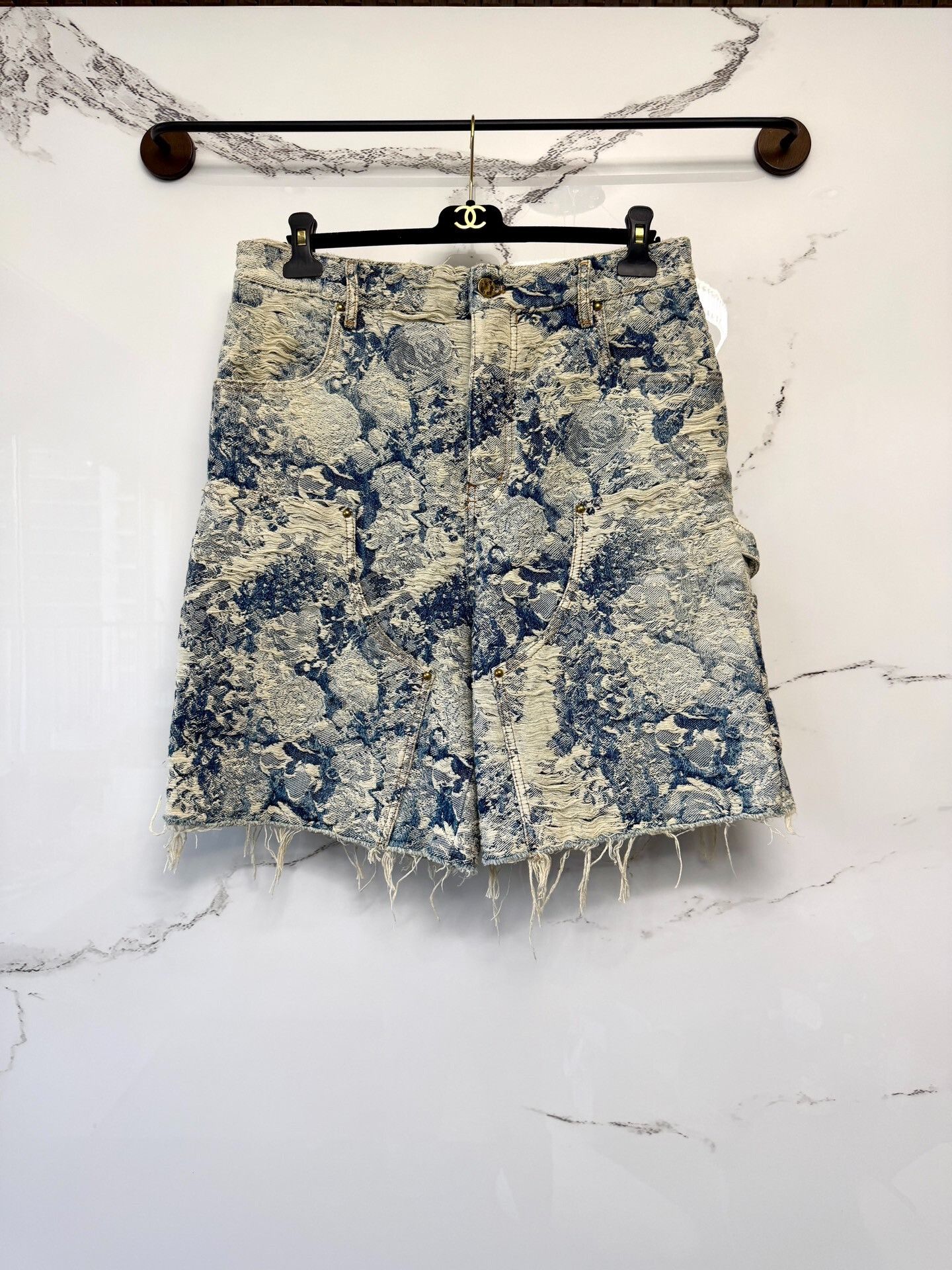 Louis Vuitton louis vuitton floral denim shorts Size 31" - 1 Thumbnail