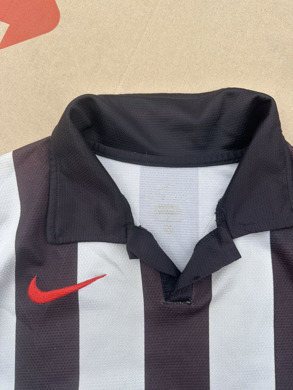 Nike × Vintage Vintage Nike Striped Soccer Jersey Y2K Football Style Size US M / EU 48-50 / 2 - 5 Thumbnail