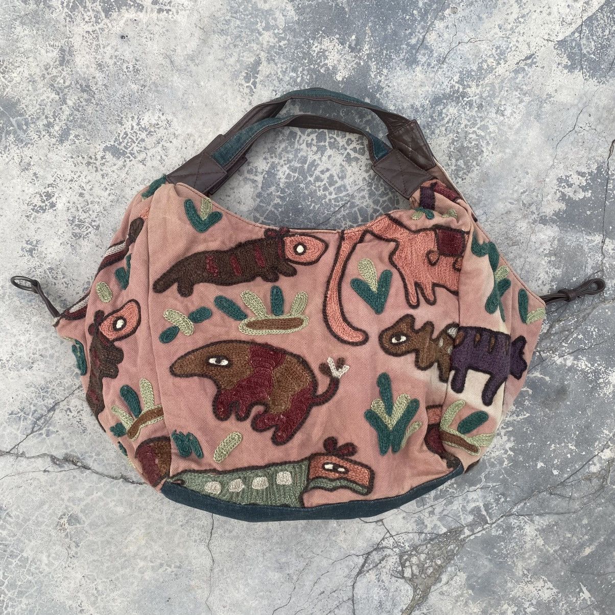 Japanese Brand Hippies Wild Life Embroidery Cotton Bag KAPITAL STYLE Size ONE SIZE - 3 Thumbnail