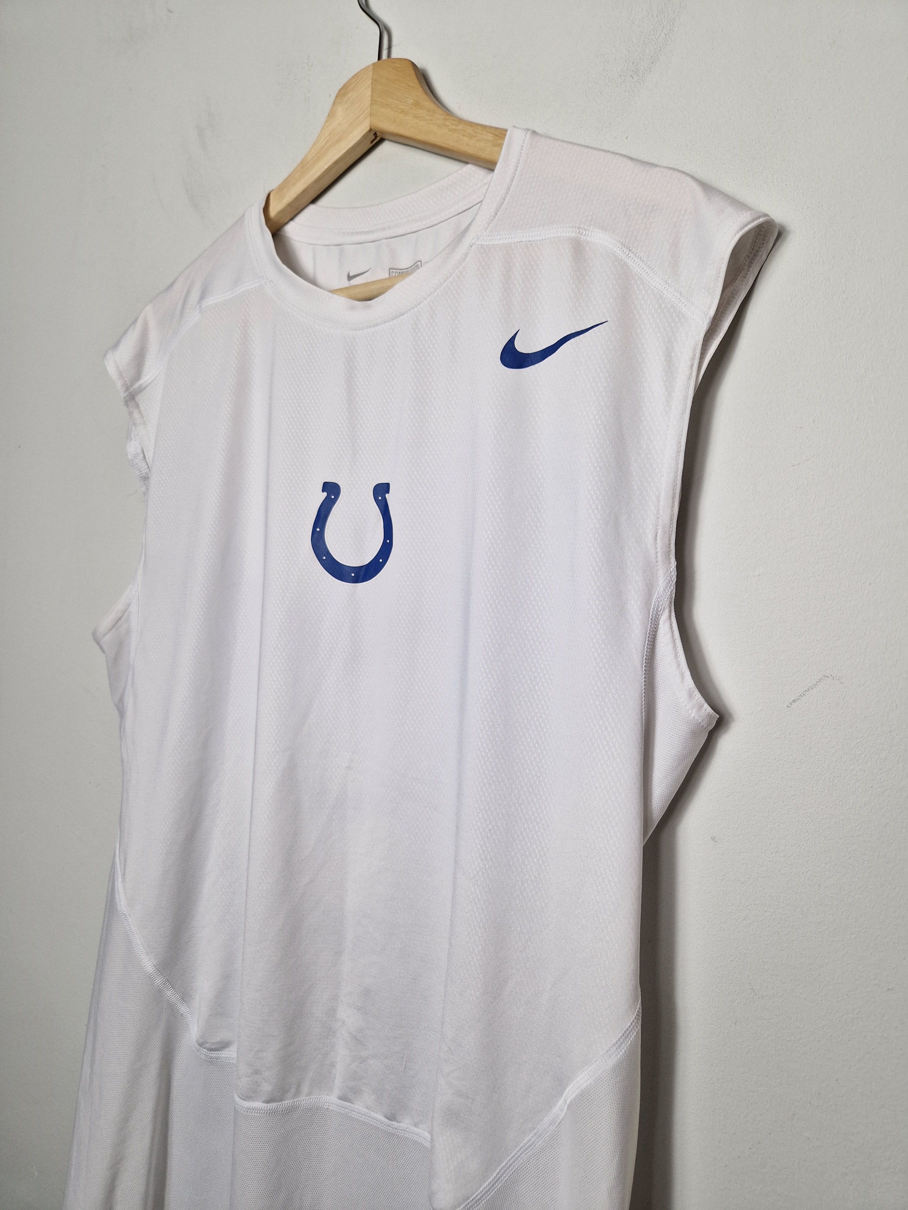 Nike Nike Pro Combat NFL Indianapolis Colts tank top jersey Size US M / EU 48-50 / 2 - 3 Thumbnail
