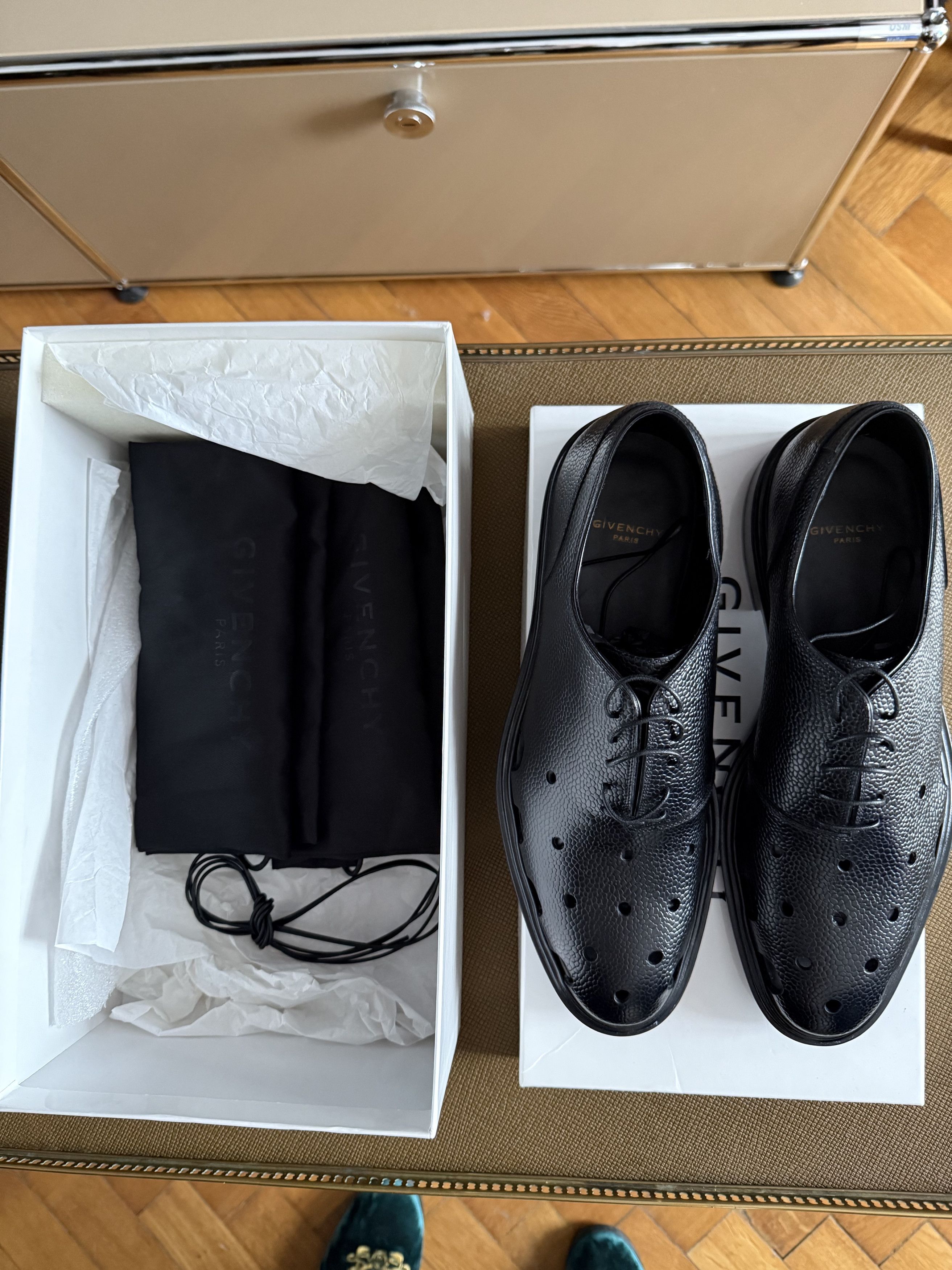 Givenchy GIVENCHY LEATHER SHOES - NEW IN SIZE 41 Size US 8 / EU 41 - 2 Thumbnail