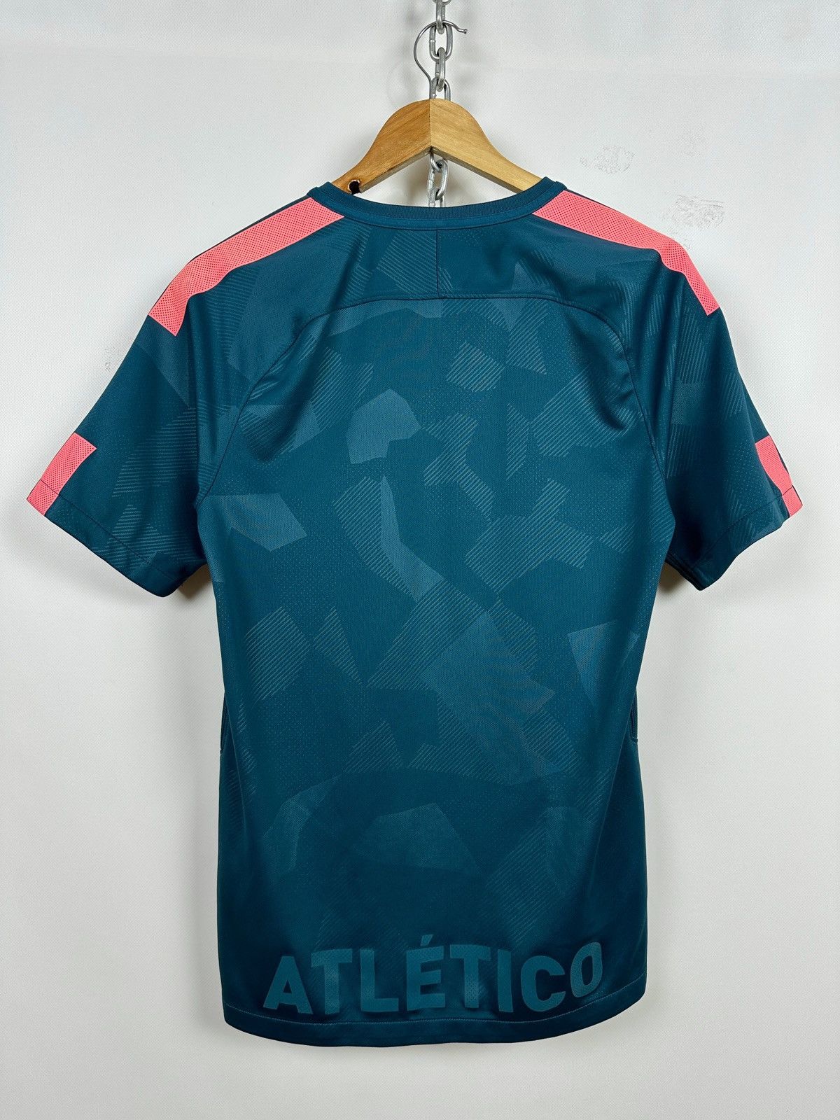 Nike 2017/18 Nike Atletico Madrid Third Kit Soccer Jersey Size US S / EU 44-46 / 1 - 2 Thumbnail
